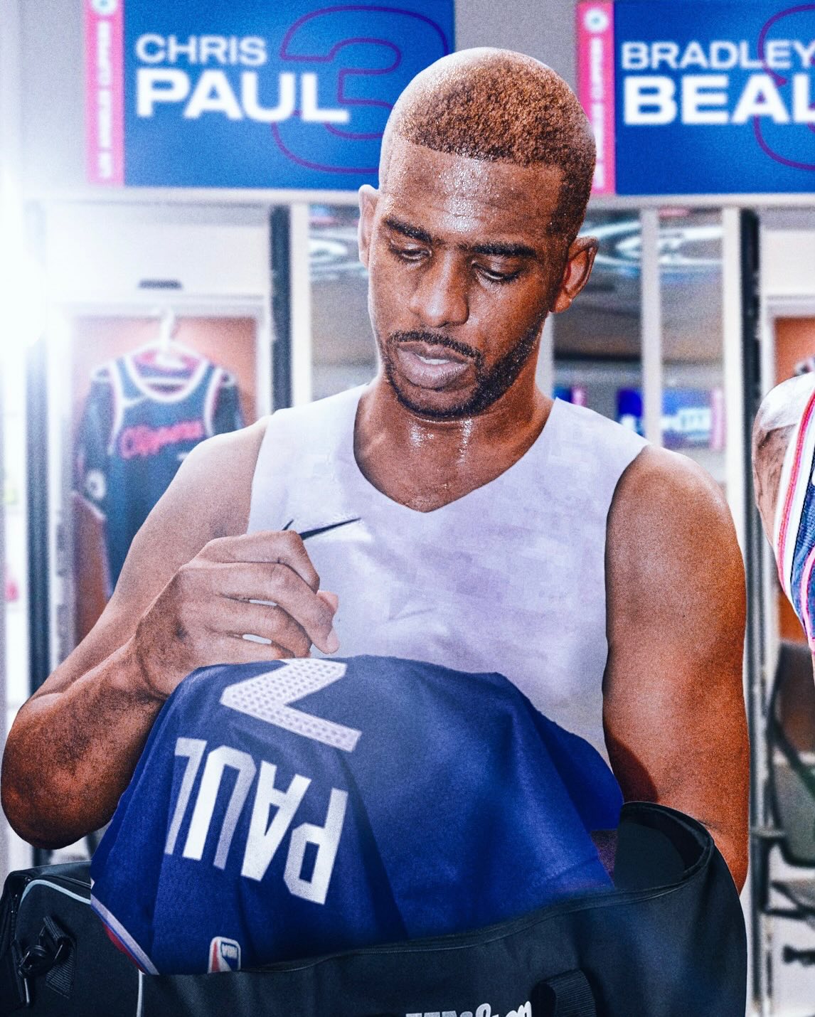 BREAKING: The Clippers are releasing Chris Paul effective IMMEDIATELY 😳

LAC are sending CP3 home “in a bizarre severing ties move,” Chris Haynes reports.