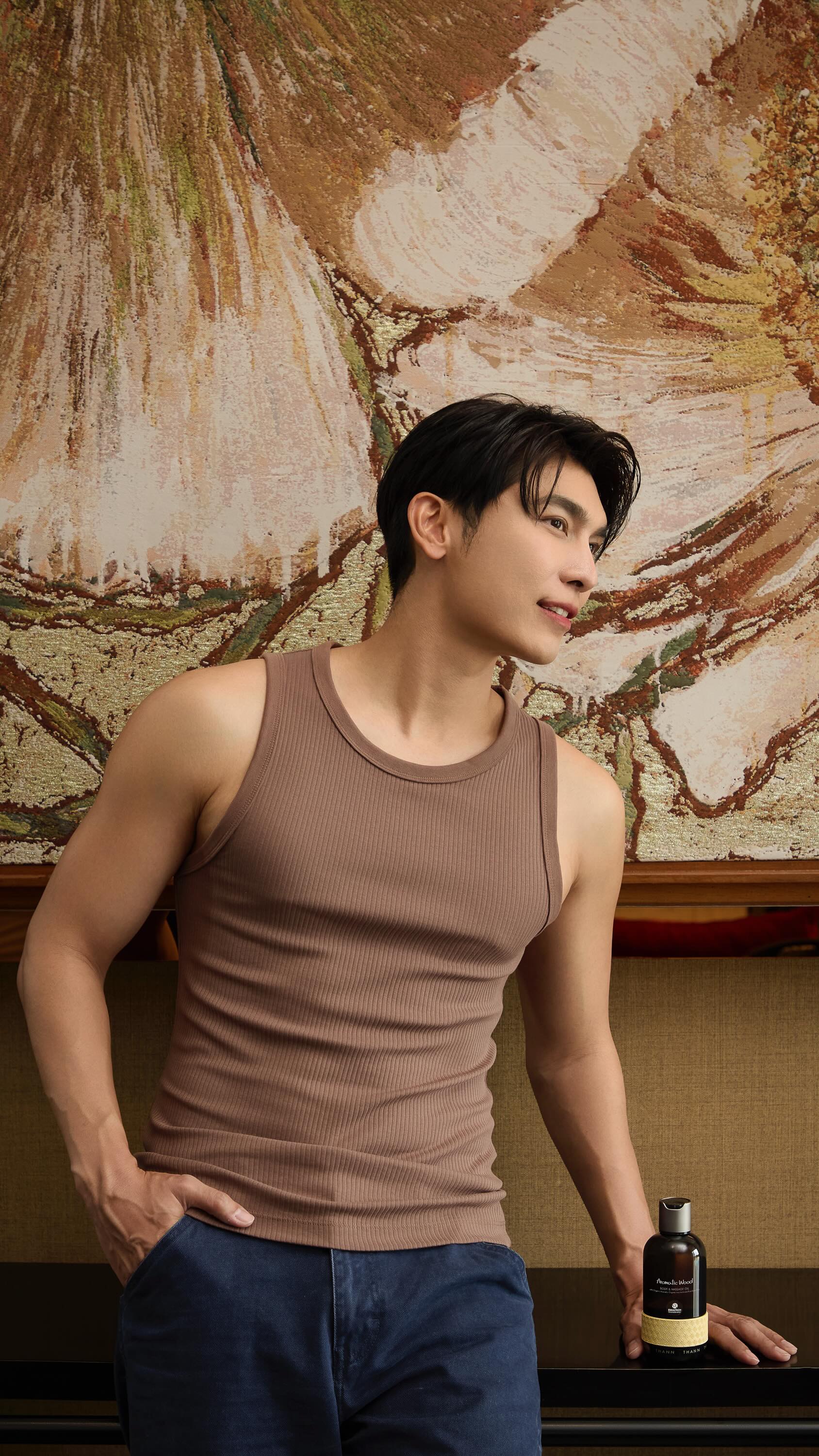 Just one drop of nature’s finest is all your skin deserves. @thannofficial

#THANN #THANNThailand #Emultech MewSuppasitxTHANN BodyandMassageOil