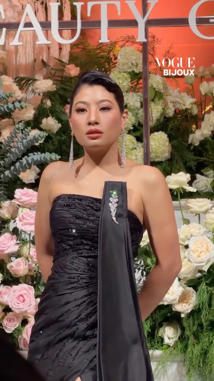 #VogueBijoux สมเด็จพระเจ้าลูกเธอ เจ้าฟ้าสิริวัณณรี นารีรัตนราชกัญญา เสด็จเป็นองค์ประธาน ในงานแฟชั่นโชว์เผยโฉมเครื่องประดับจิวเวลรีชั้นสูงจากคอลเล็กชั่น ‘Treasure of Dreams’ ผลงานสร้างสรรค์ระหว่างแบรนด์ SIRIVANNAVARI และ Beauty Gems ณ พระราชวังสราญรมย์ #Sirivannavari #SirivannavarixBeautyGems #TreasureofDreams #HighJewelryCollection