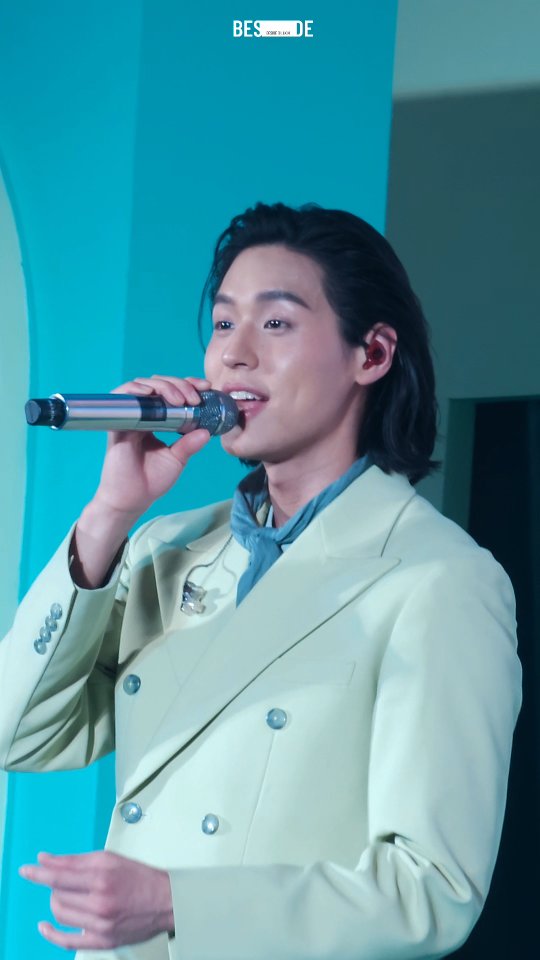 วันใดที่ได้สวมกอด พูดว่ารักตลอดไป🧡

[ Song ] : นับหนึ่ง ☝️✨️
[ EVENT ] : Champion Bags x Billkin: You are my sunshine ☀️

#OurChampionBillkin 
#Bbillkin #บิวกิ้น 
#Besidebillkin