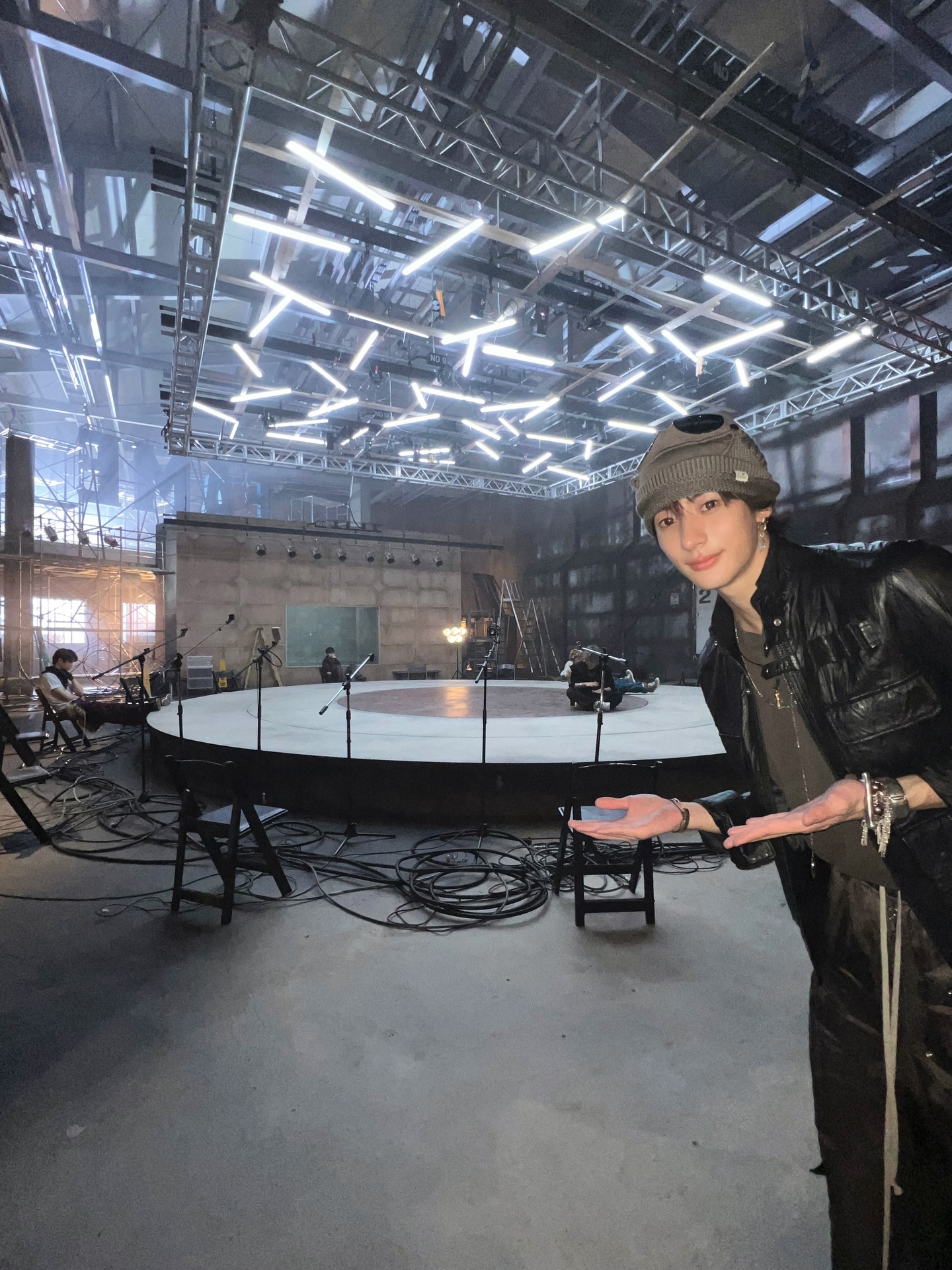 come on in 

#RIIZE #라이즈
#RISEandREALIZE
#Fame #RIIZE_Fame