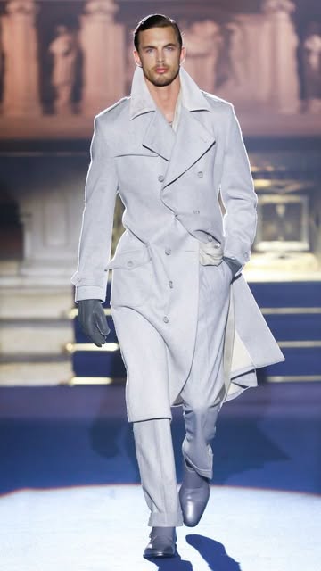 We Love A Good Bit of Reality with My Neighbor while doing Runway Takes