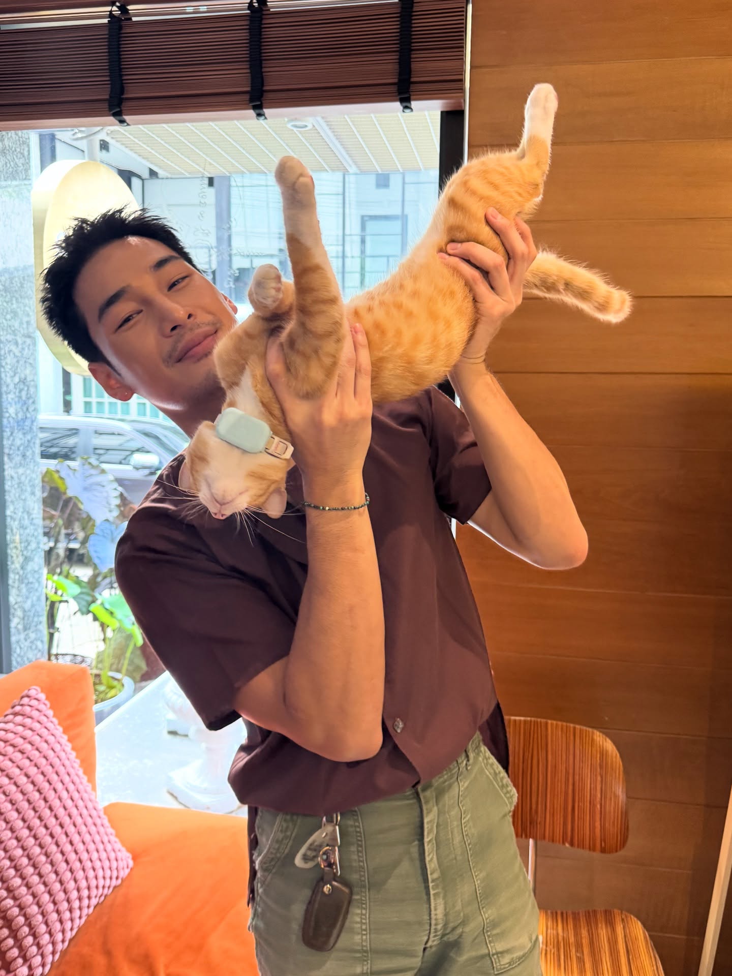 ฮิฮิ น่ายัก 5555 ไอส้มน่ายัก ><