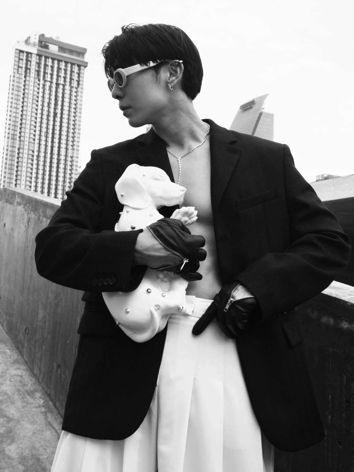 Where scent becomes form 🖤

@TAMBURINSOFFICIAL
#Tamburins #Tamburinsperfume
#Tamburinssunshine #Sunshine