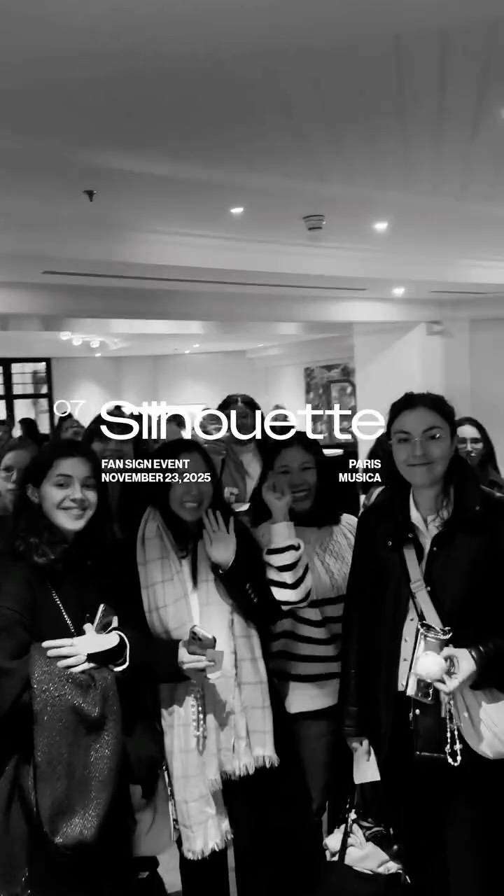 Silhouette Fan Sign
07 Paris

Felt the passion in Paris ❣️

#MarkTuan #Silhouette #SunsetsandCigarettes