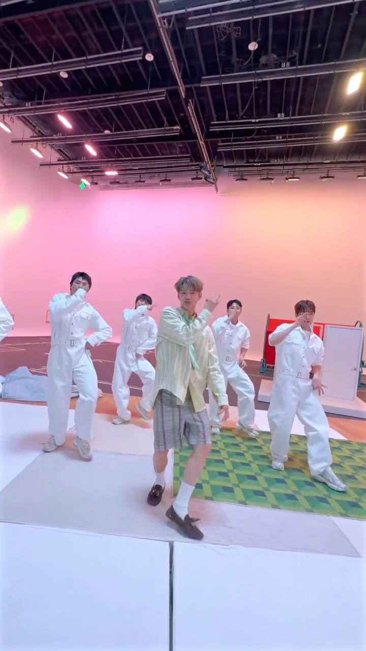 Won’t you be my sugar

#NCT #JUNGWOO #SUGAR