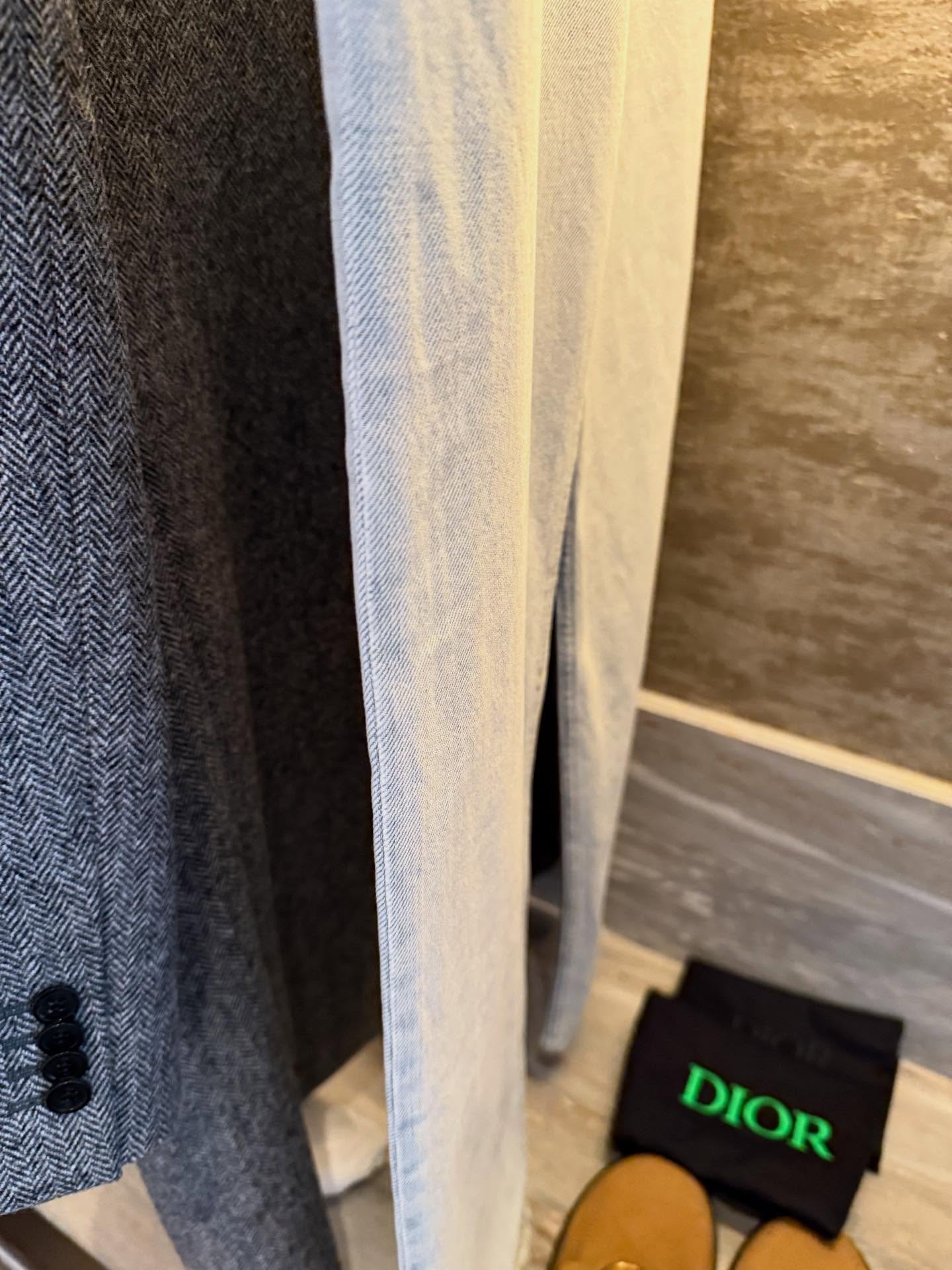 台北101 @dior 晚上見