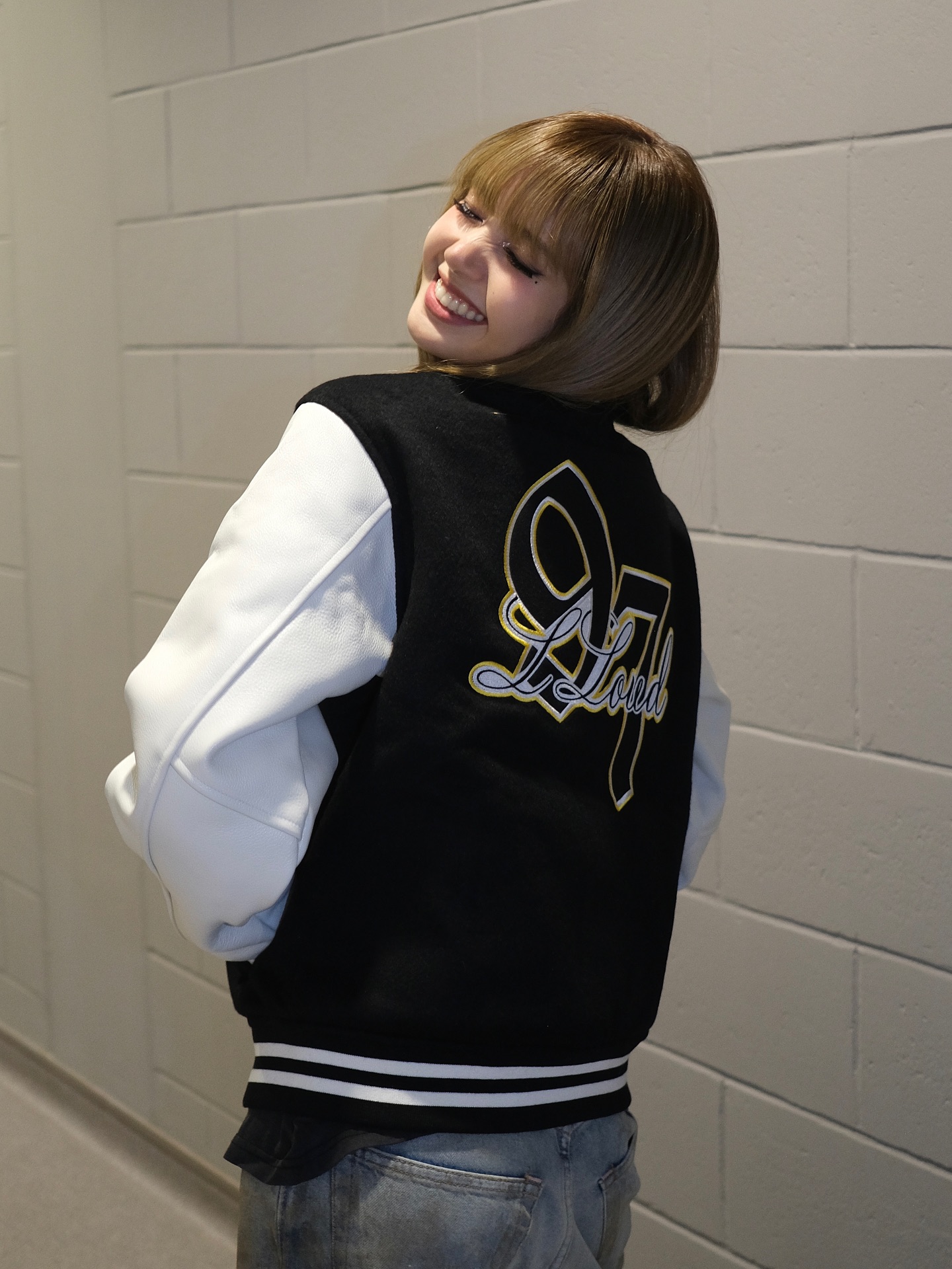 You sold these out fast.. but a pre-order on select items is available now !
Link in bio to shop your favorite pieces from the 2025 Holiday Collection 🎁