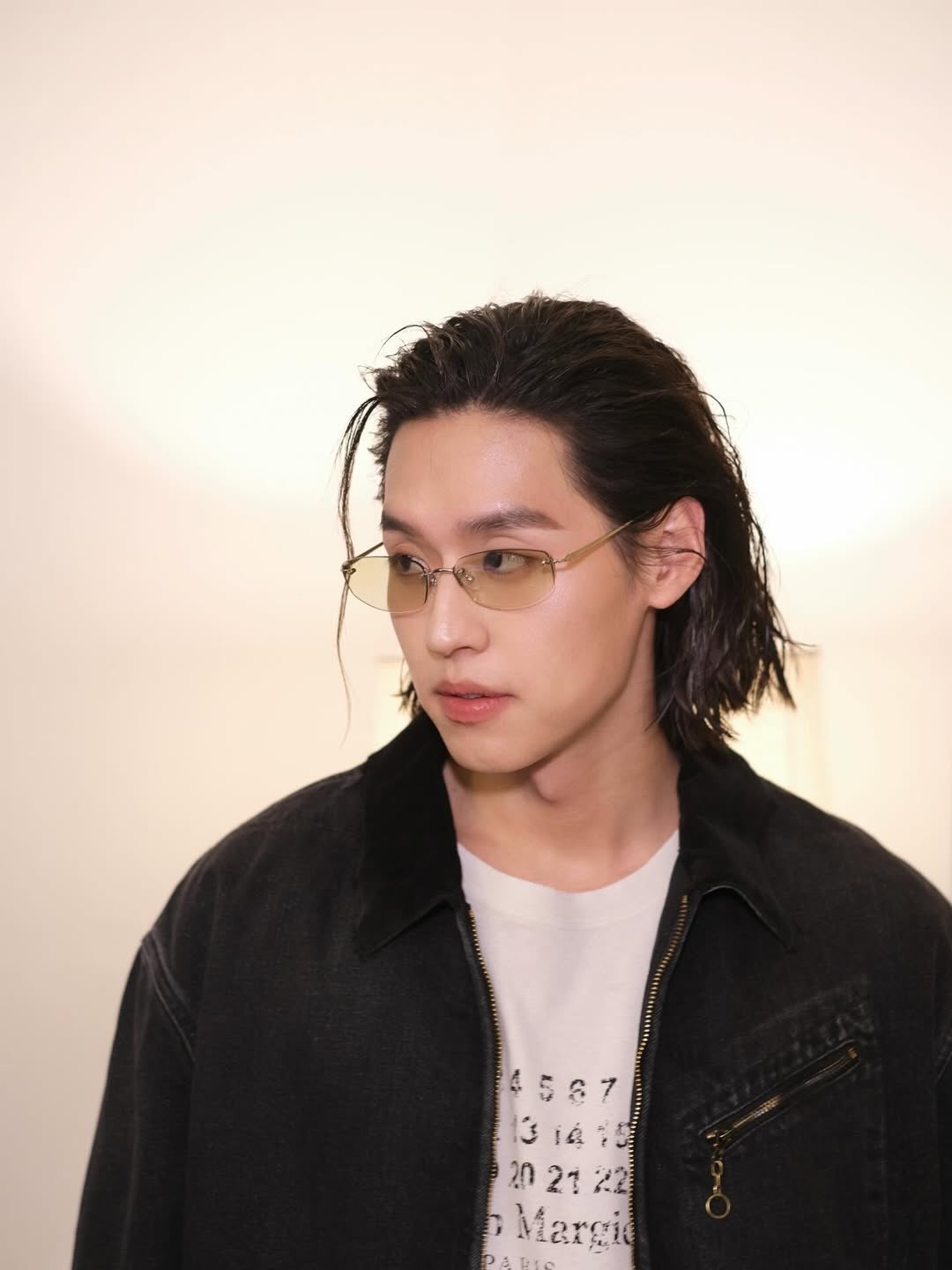 [ Repost ] IG : palmpampass

สุดหล่ออออ 😎🧡

BILLKIN DRIVE TOYOTA IN CHIANG MAI 
#EasyDriveEasyDealxBillkin 
🧡#Bbillkin #บิวกิ้น 
💚#Besidebillkin