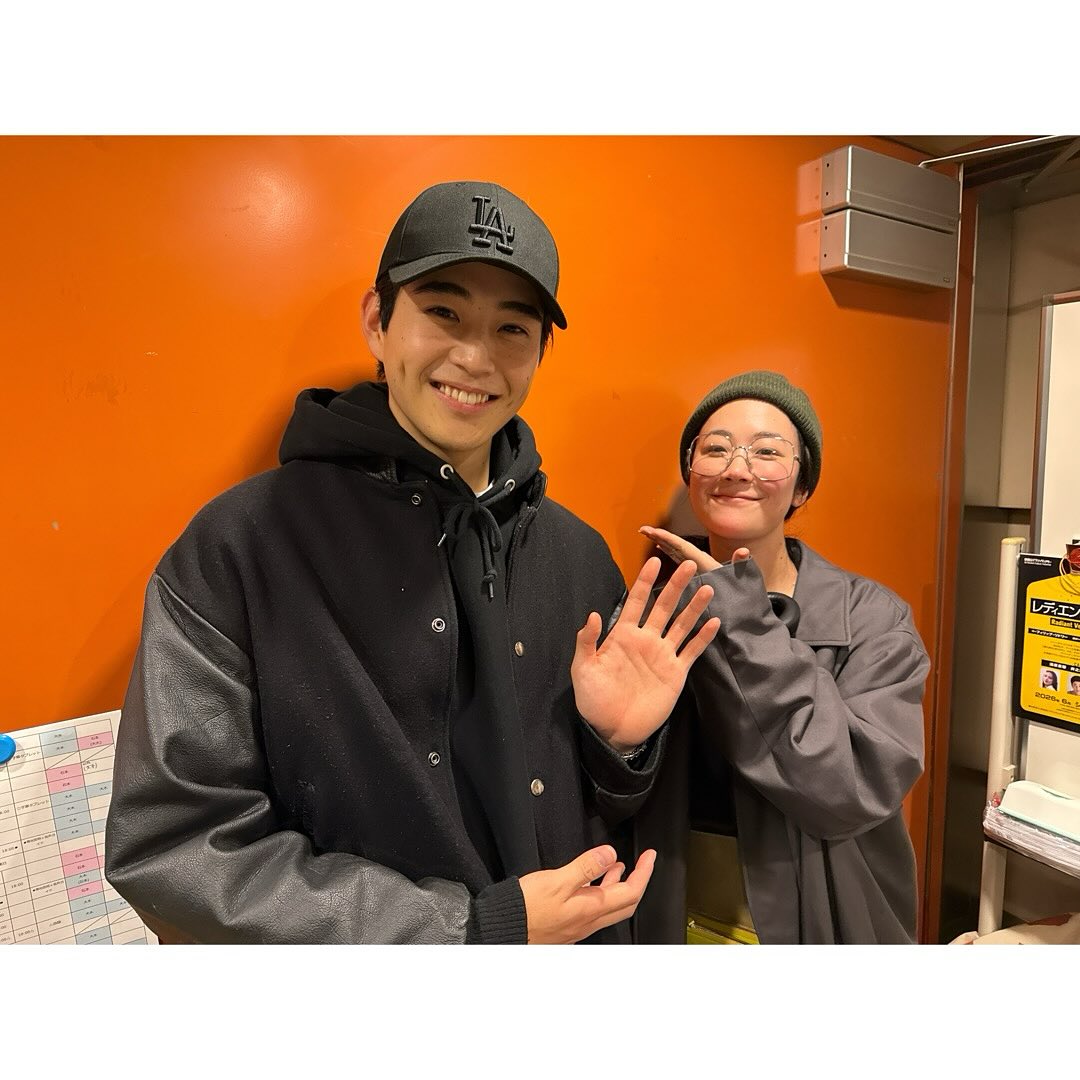 .
舞台「シッダールタ」
本日もありがとうございました！

今日は終演後に華さんにお会いすることができました！
下剋上球児ぶり！

初舞台を観ていただけた事、とても嬉しかったです☺︎
いつかまたご一緒できるように、がんばろうと思いました。

#シッダールタ
#黒木華 さん