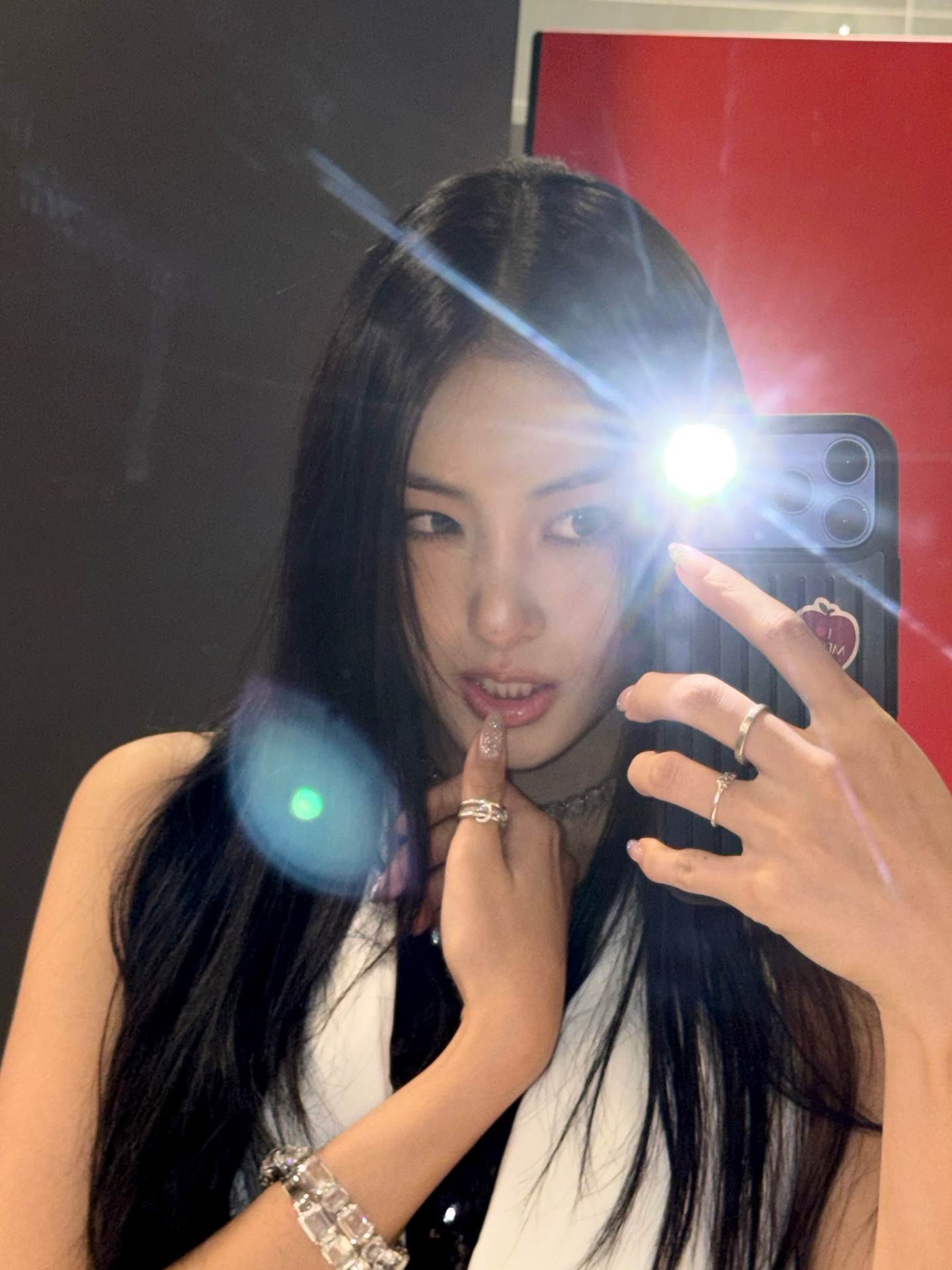 𝒢⋆

#MEOVV #미야오 #GAWON #가원
#THEBLACKLABEL #더블랙레이블