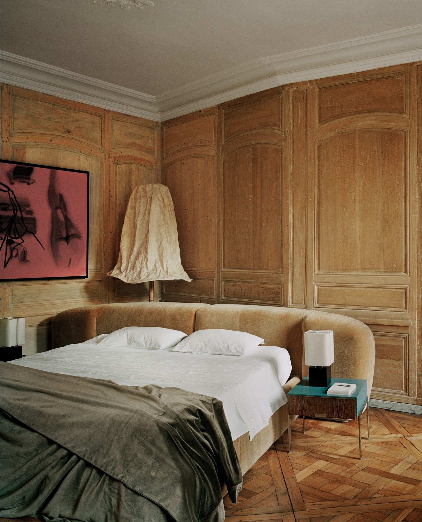 Where Architects Live | Charles Zana⁠
⁠
The Paris home of French architect Charles Zana chronicles his love for fine art, French craftsmanship and post-war Italian design.⁠
⁠
Zana set out to create a new sense of flow across the apartment's three levels through a 'light' renovation that preserved the patina and character of its original elements.⁠
⁠
Read more on estliving.com – link in bio.⁠
⁠
Published in est magazine⁠ and estliving.com⁠
Editor & Words @sophlew_says⁠
Design @charles_zana⁠
Photography @francoishalard⁠