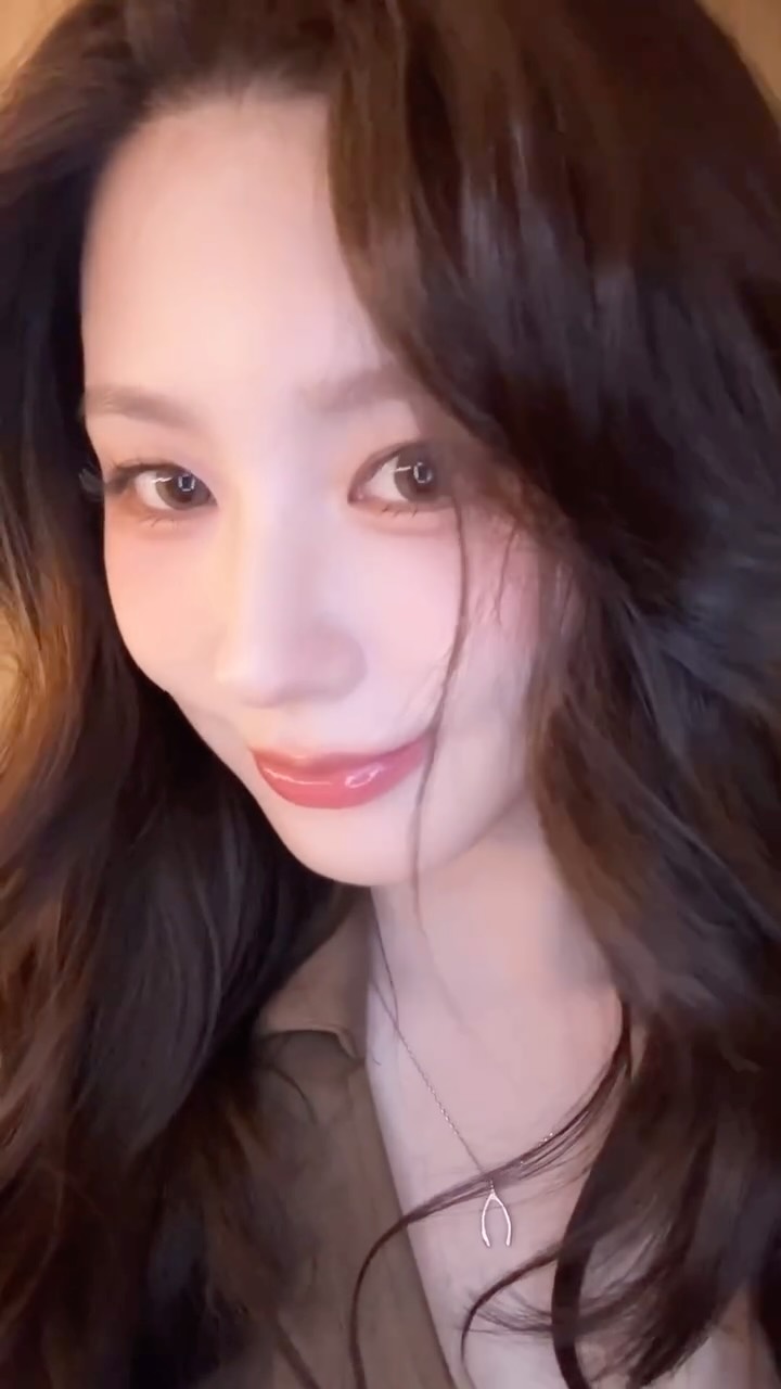 𝓞𝓱 𝓶𝔂 𝓰𝓸𝓭 ૮ ྀིᴗ͈ . ᴗ͈ ྀིა

#아이들 #idle
#미연 #MIYEON