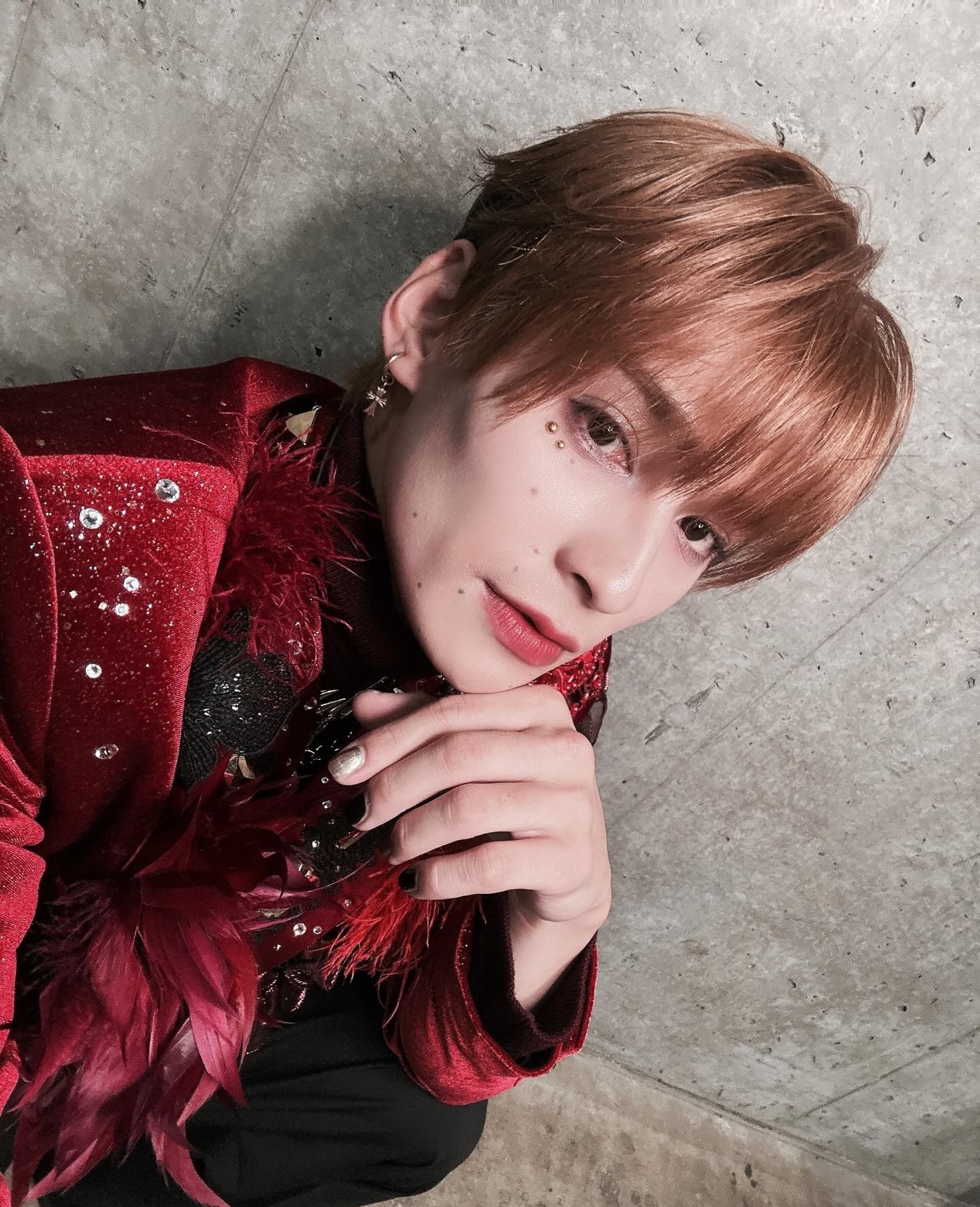 LIVE TOUR 2025「LUMINA」無事完走しました

イベントでぴあアリーナMMに立たせてもらってから「いつかワンエンのワンマンで戻ってこような」ってメンバーで話してからこの2日間ワンマンで立たせてもらい幸せだった

ペンライトの白一色でぴあアリーナMMが埋め尽くされてる景色がたまらなかった

この空間を一緒に作ってくれたSWAG本当にありがとう

７月　神戸ワールド記念ホール
9月 国立代々木競技場 第一体育館
ワンエンとしてまた一歩先へ進みます。
今日来れなかった人も、来てくれた人も、全員でまた最高の景色を作りたい。

みんな絶対に会いに来てね！