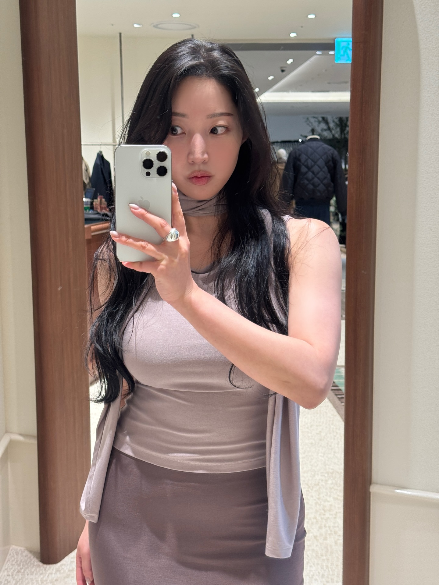 주말이 떠나가고 있는걸 믿을수가 없네염;;

@chaufem
#Holiday_miu #Holiday_kendall #Holiday_layla