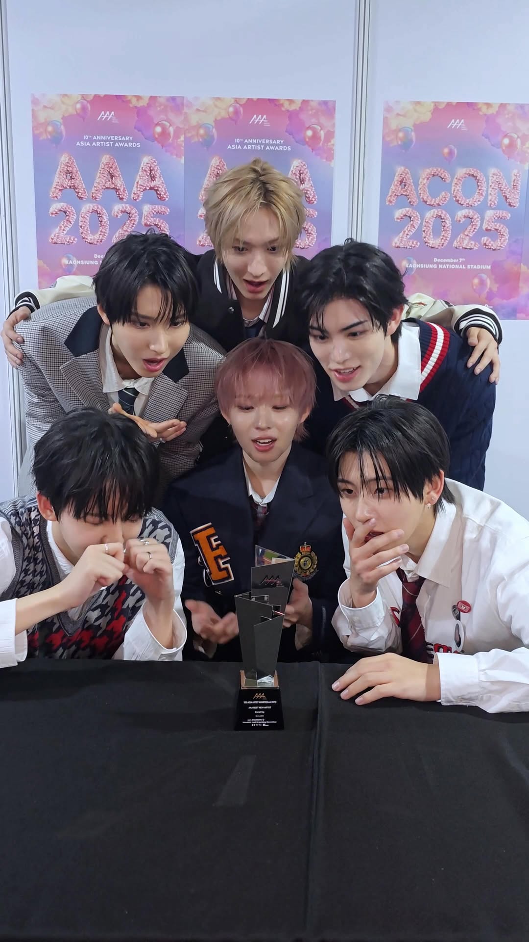 🏆 Thanks to WeFlip 🧡

#KickFlip #킥플립 #AAA2025 #Best_New_Artist