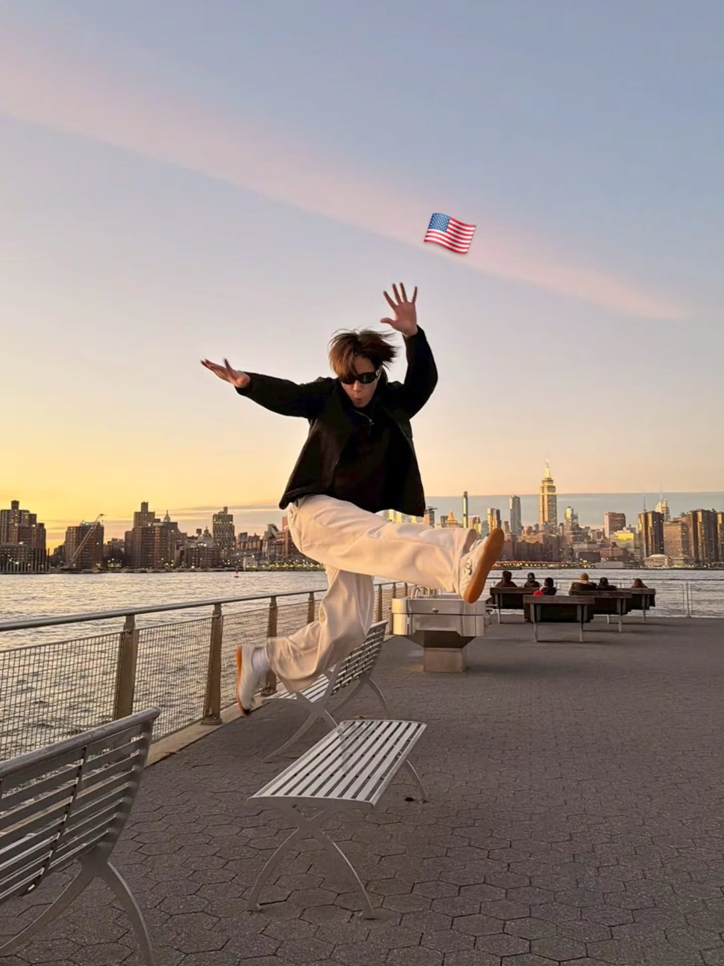 Miss ya

#CHANELXGEMINI
#CHANELMETIERSDART
#CHANELSHOW #Gemini_NT
#CHANEL @chanelofficial​