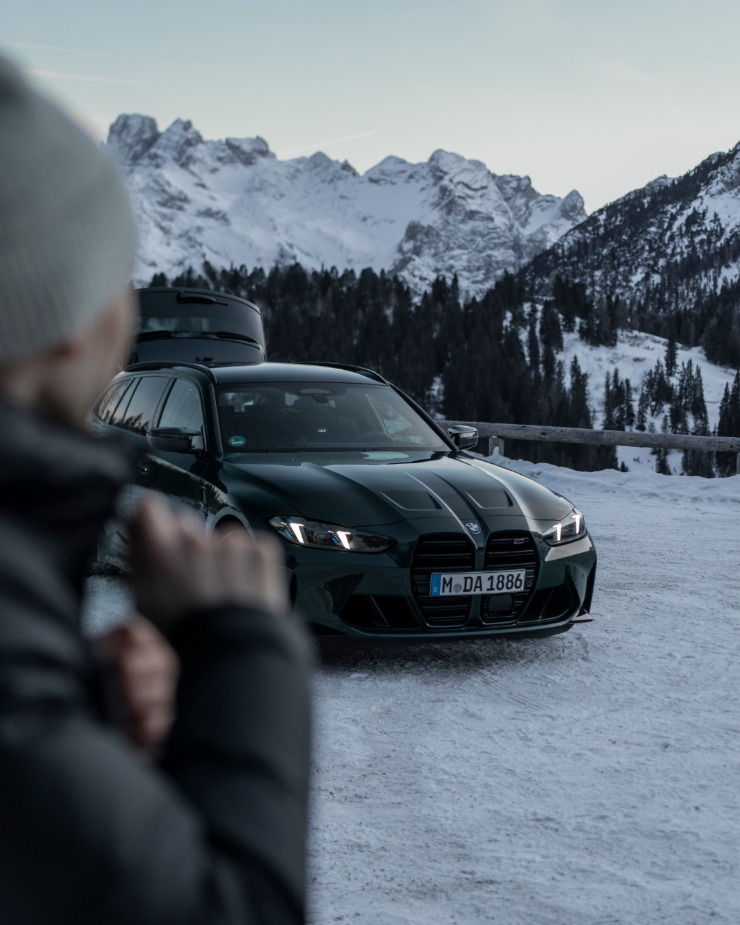 Because BMW M never needs to hibernate 🥶

📸 - @dschmdt

#BMW #BMWM #MPower

Paint finish shown: BMW Individual special paint Brewster Green. Check the link in bio for the BMW Individual Visualizer to see more BMW Individual colour options. 

BMW M3 Competition Touring with M xDrive. Mandatory information according to German law 'Pkw-EnVKV' based on WLTP: energy consumption combined: 10.4 l/100 km; CO₂ emissions combined: 235 g/km; CO₂ class(es): G.
