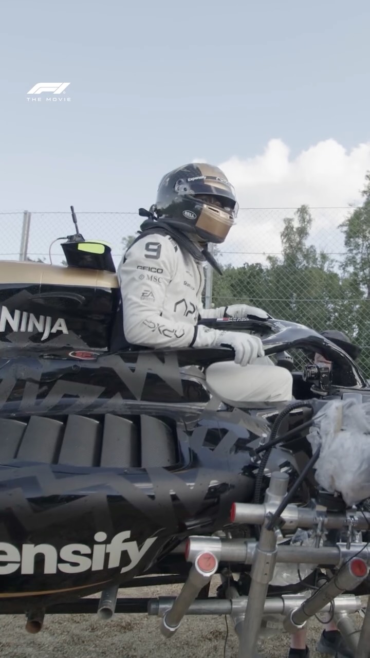 “I had an amazing intimate conversation with Grosjean who’d been through a similar crash” 

F1 The Movie star Damson Idris, and director and producer Joseph Kosinski share some exclusive insight into how some of the major stunts were produced throughout the movie 🤯

Head to our YouTube channel to watch the full behind the scenes video 📺

#F1TheMovie is now streaming on Apple TV

#F1 #Formula1 #AppleTV