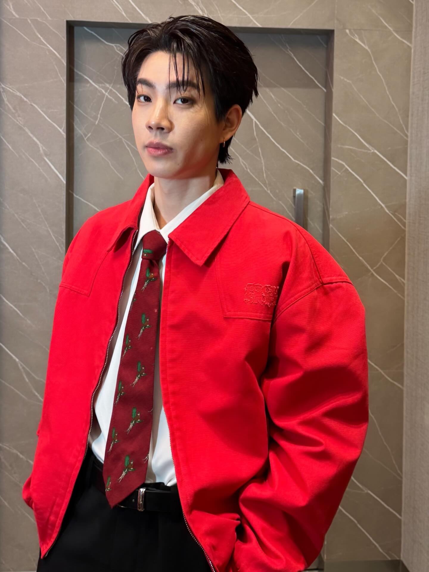 แดงเด่นมากกกก55555

OFF X THE MALL #MonchhichixTheMallLifestoreTheGreatNewYear
#BurnoutSyndromeSeriesEP2