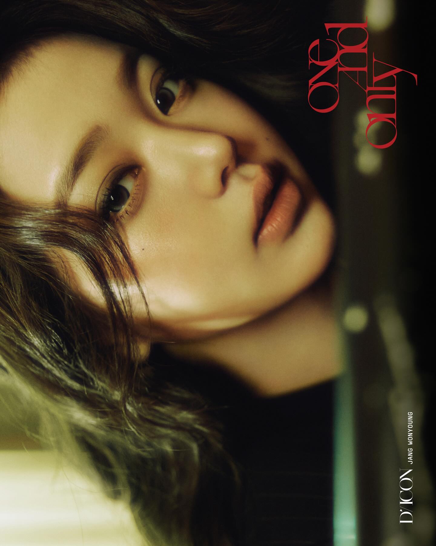 ⠀
2025년 끝자락, 장원영이 또 하나의 ‘one and only’ 페이지를 열었습니다. 홀로 완전히 다른 장르를 소화했습니다. 마치 느와르 영화 속 한 장면 같았습니다. 장원영은 이 순간이 특별하다고 말합니다. 팬들에게 새로운 모습을 보여줄 생각에 설렌다고 웃었습니다. 그 순간들을 빠짐없이 기록했습니다. 세상에 단 하나뿐인 장면, 지금부터 펼쳐집니다.

#one_and_only

디아이콘 vol31, 장원영

Photographer 방규형
Editor 구민지
Visual director 고동휘
Stylist 김예진
Hair 조다미
Makeup 강다인
Set 황서인

🗓️2025.12.15(14:00) - 2025.12.25(23:59)(KST)

#장원영 #JANGWONYOUNG @for_everyoung10 @ivestarship
#DICON #DISPATCH