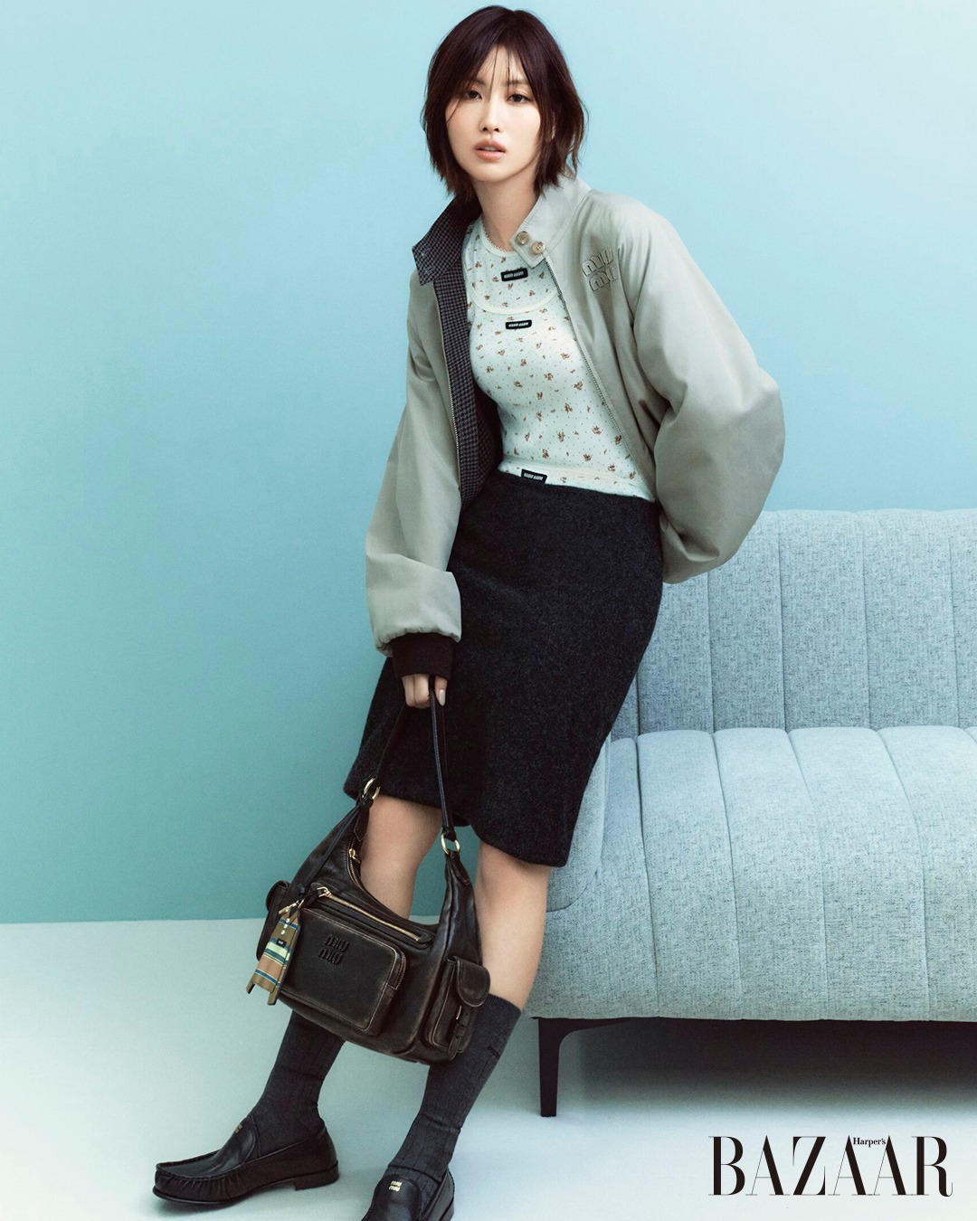 @momo in Miu Miu Holiday collection for @harpersbazaarjapan.

Photographed by AHN JOO YOUNG　
Styling: OH SOYUL at YURI FACTORY
　
#MiuMiuHoliday #MiuMiuEditorials