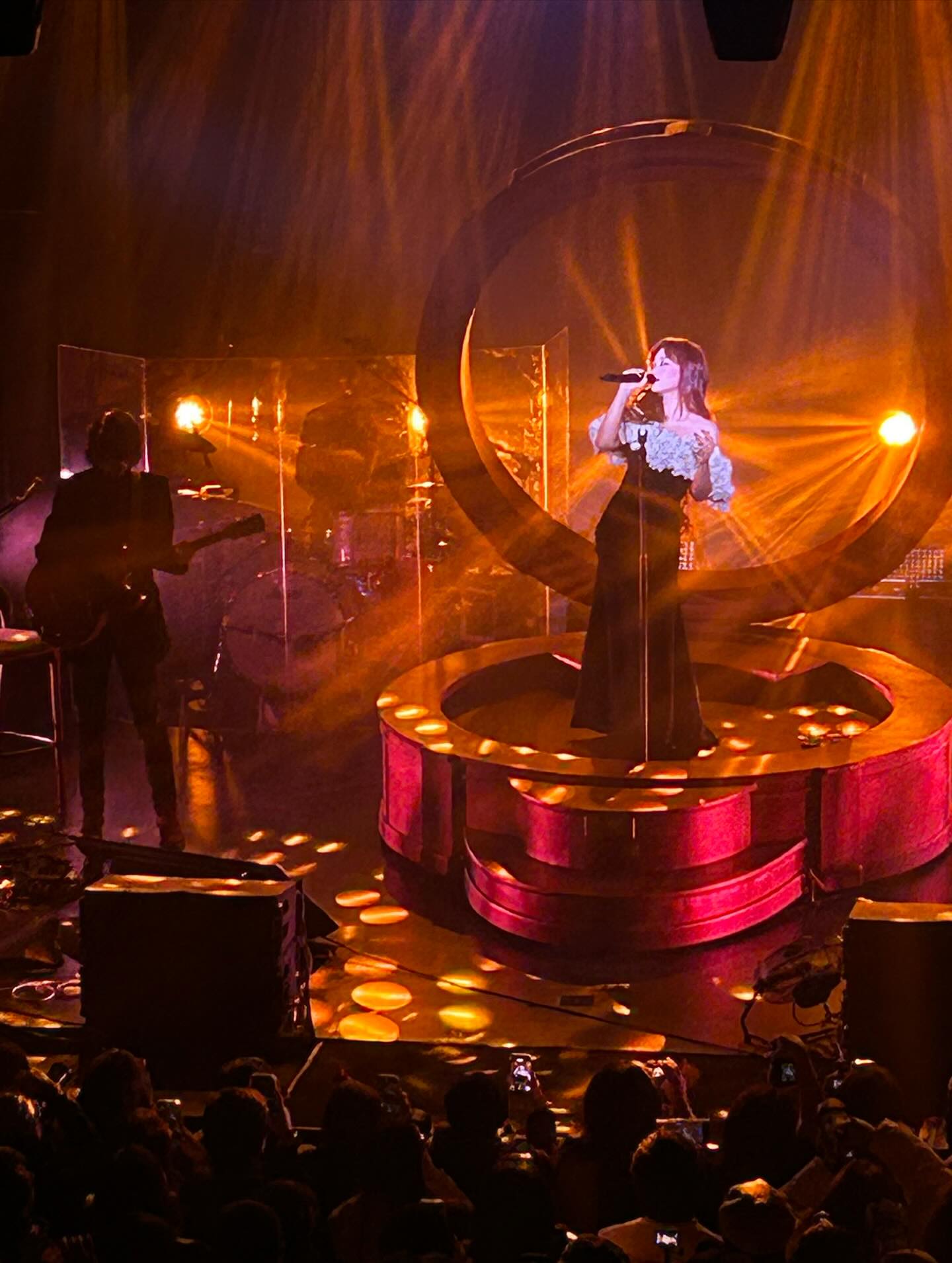 “陈”“婧”“菲”在红霞影剧院看陈婧霏🌹