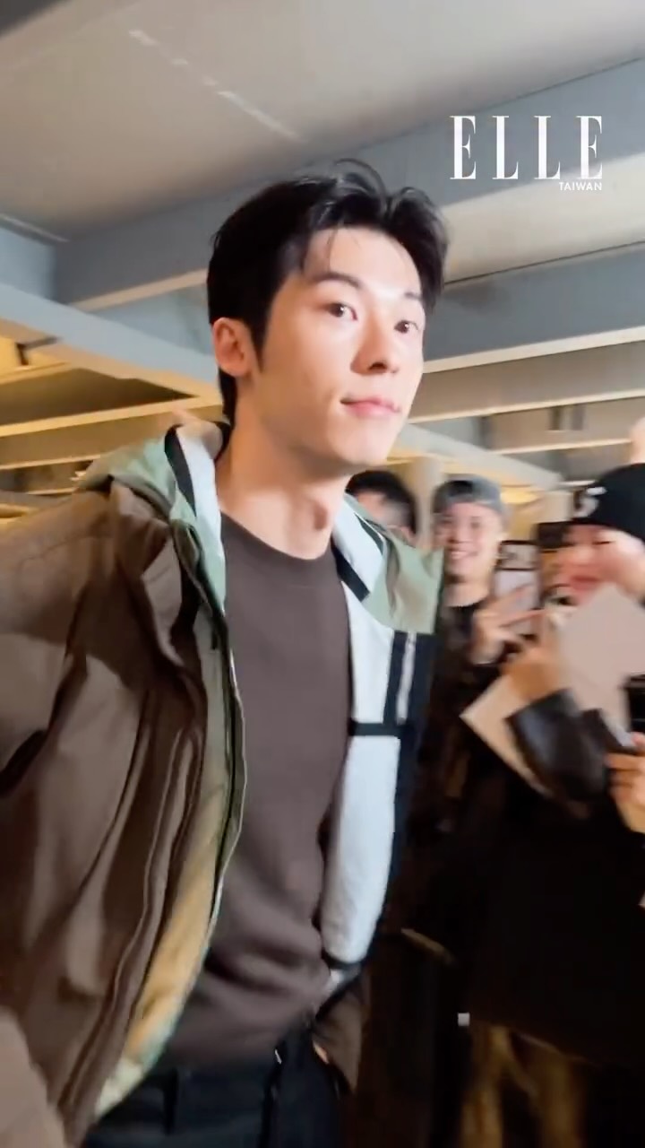 真的只想見 #許光漢 ，好久不見的光漢來的 #CanadaGoose 2025秋冬系列發表會活動，整個人宛如自帶燈一樣在！發！光！他說自己算是被加拿大鵝救了一命✨因為當時候在韓國拍戲氣溫太低，就是穿加拿大鵝度過的❄️

👉🏻追蹤 @elletaiwan 看更多明星動態

#ELLE時尚圈 #GregHsu #허광한 @kuanghanhsu @canadagoose