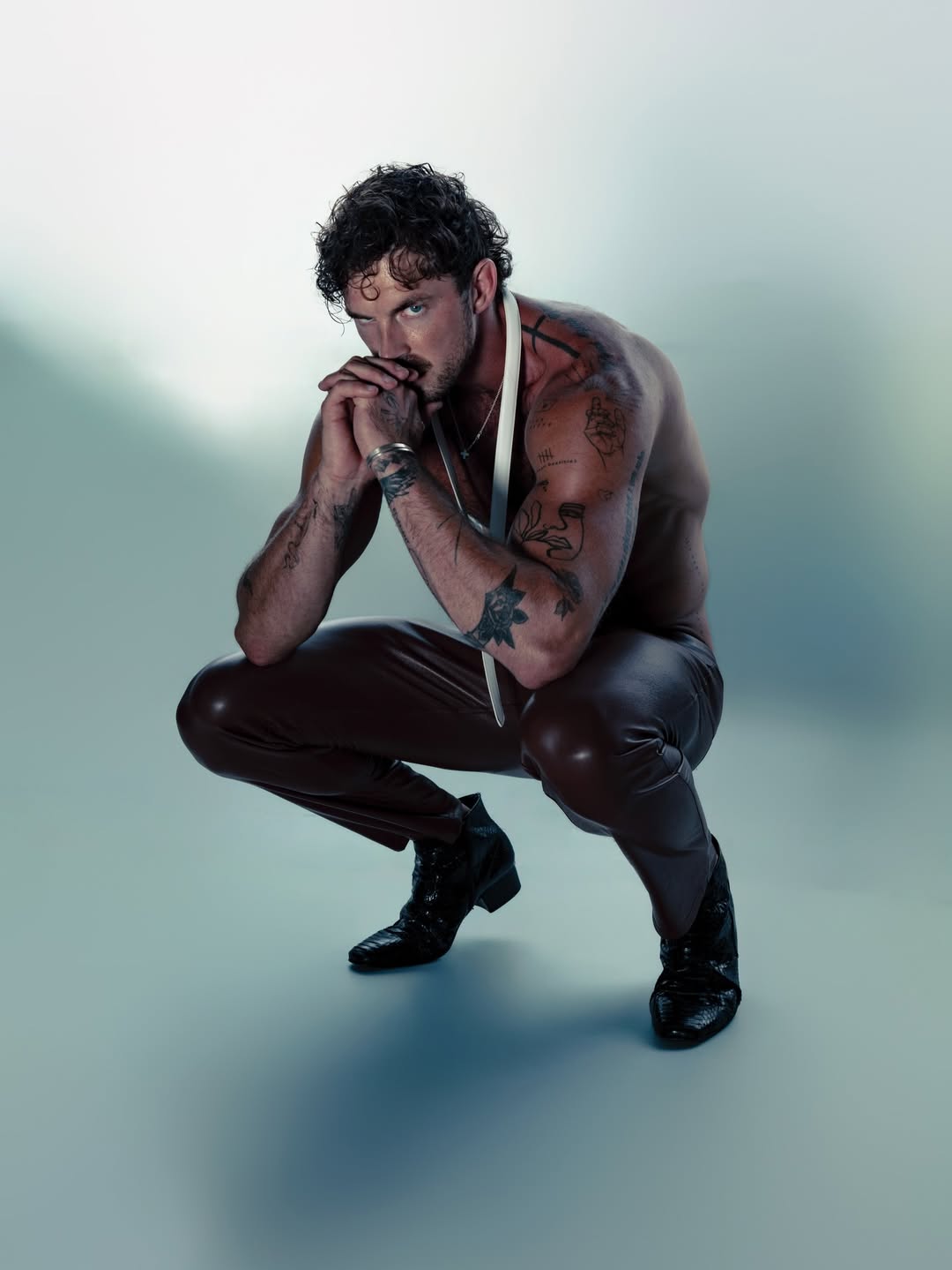 Look Alive People - @harolbaezstudio 📸