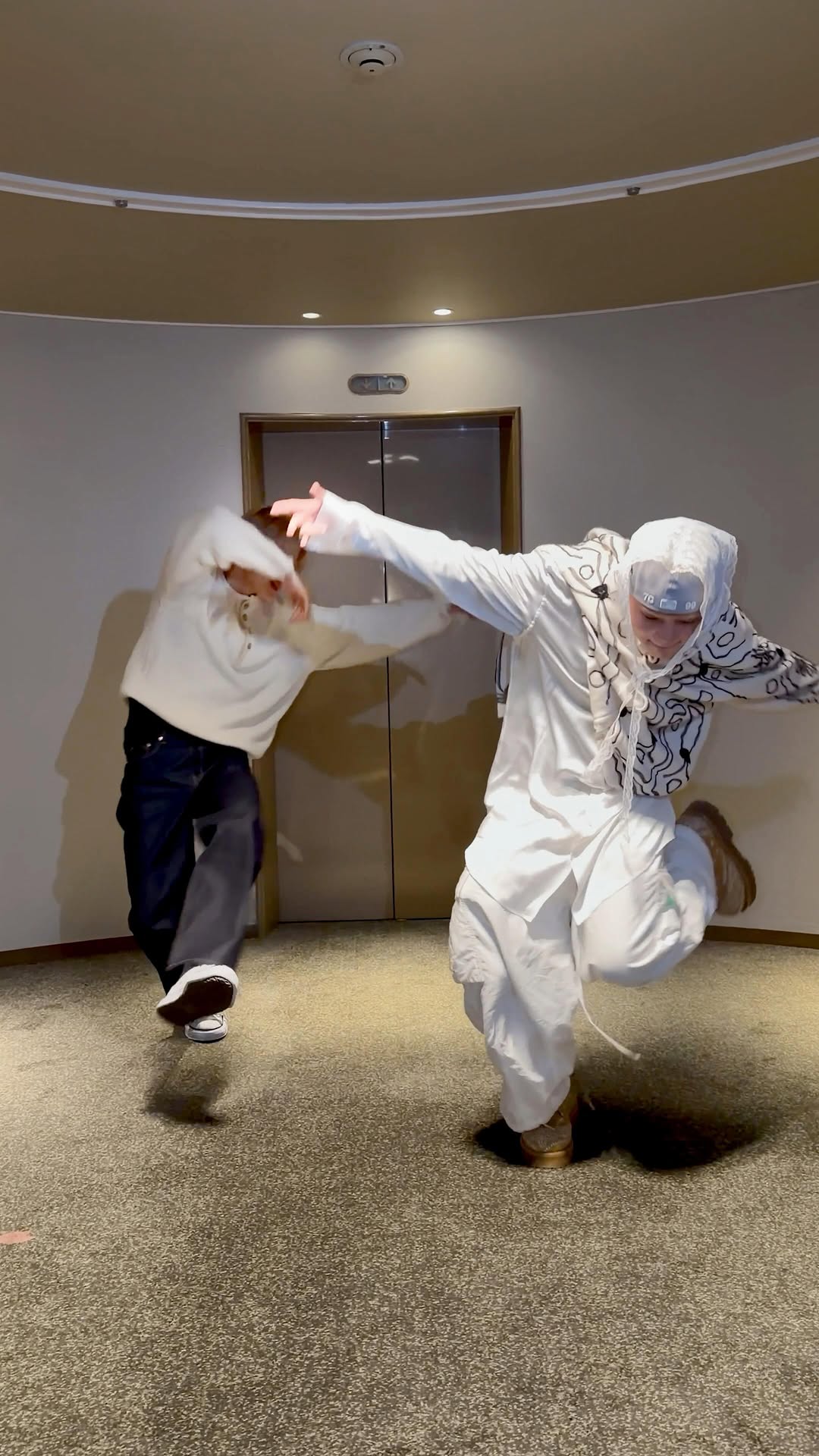 break ‘em 😜ᝰ.ᐟ

#TREASURE #트레저 #CHOIHYUNSUK #DOYOUNG