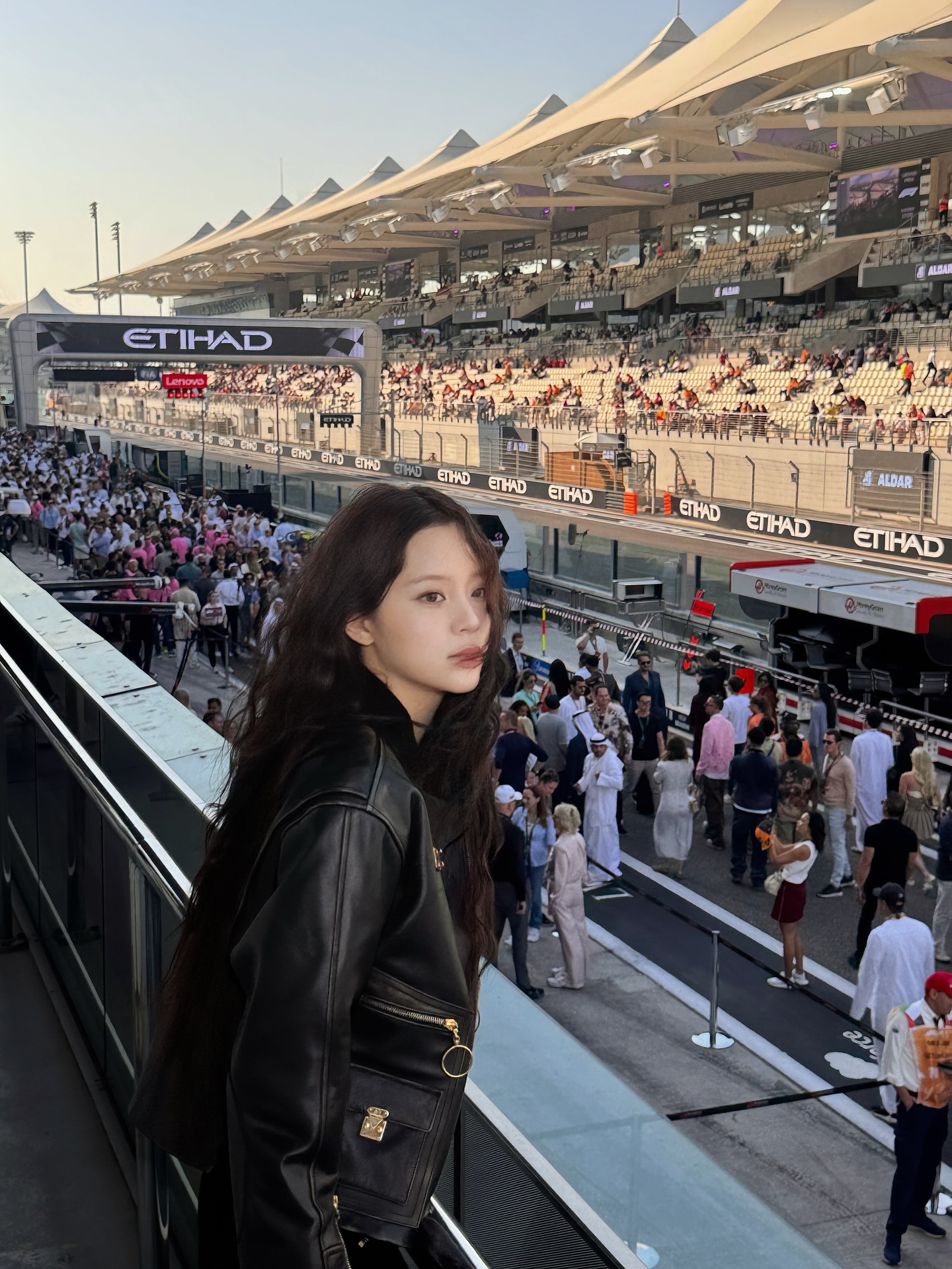 + race day in Abu Dhabi’ 

@visitabudhabi #InAbuDhabi