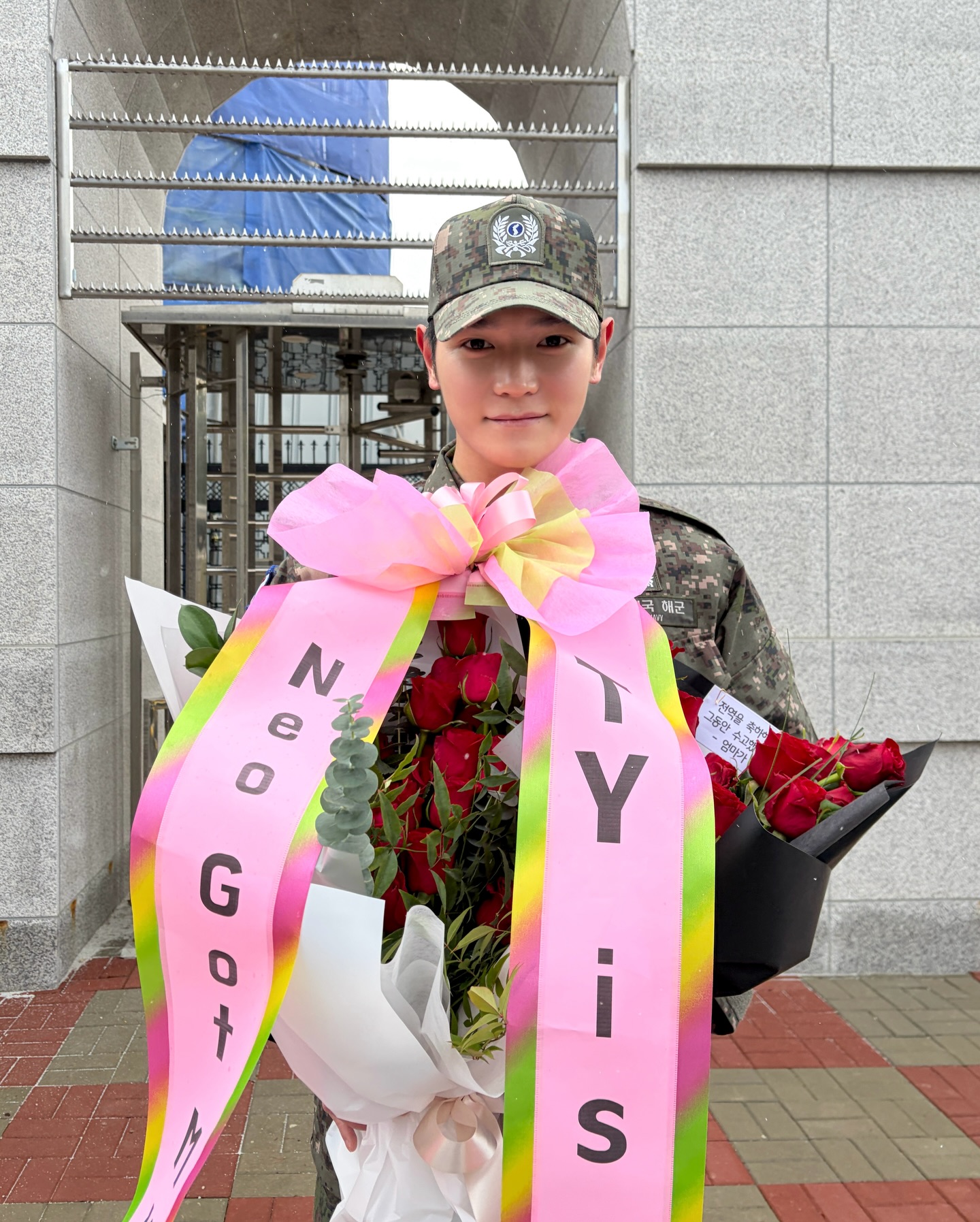 다녀왔습니다

#TAEYONG 
#NCT #NCT127