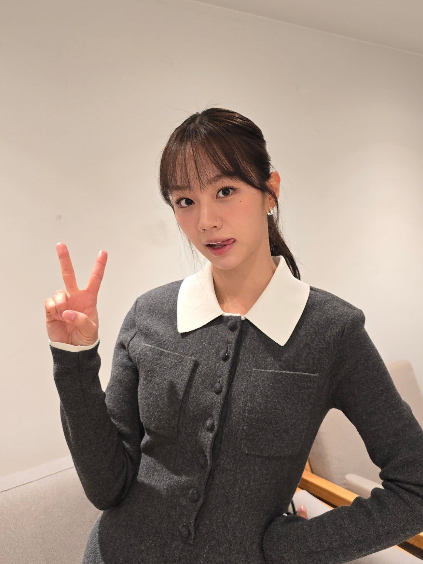 오랜만에 가까이서 혜루미들을 만나 행복했어요!

팬사인회 함께해준 혜루미들 모두 행복한 기억 안고 갔기를💙

#혜리 #hyeri