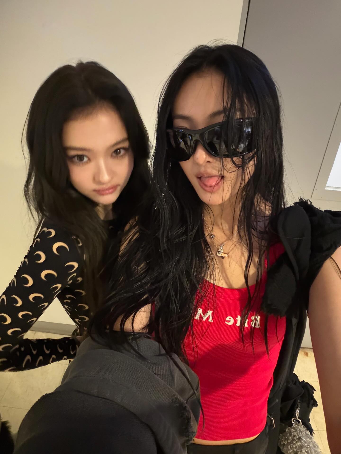 !!!!!!!!!!

#MEOVV #미야오 
#GAWON #가원 #ELLA #엘라
#THEBLACKLABEL #더블랙레이블