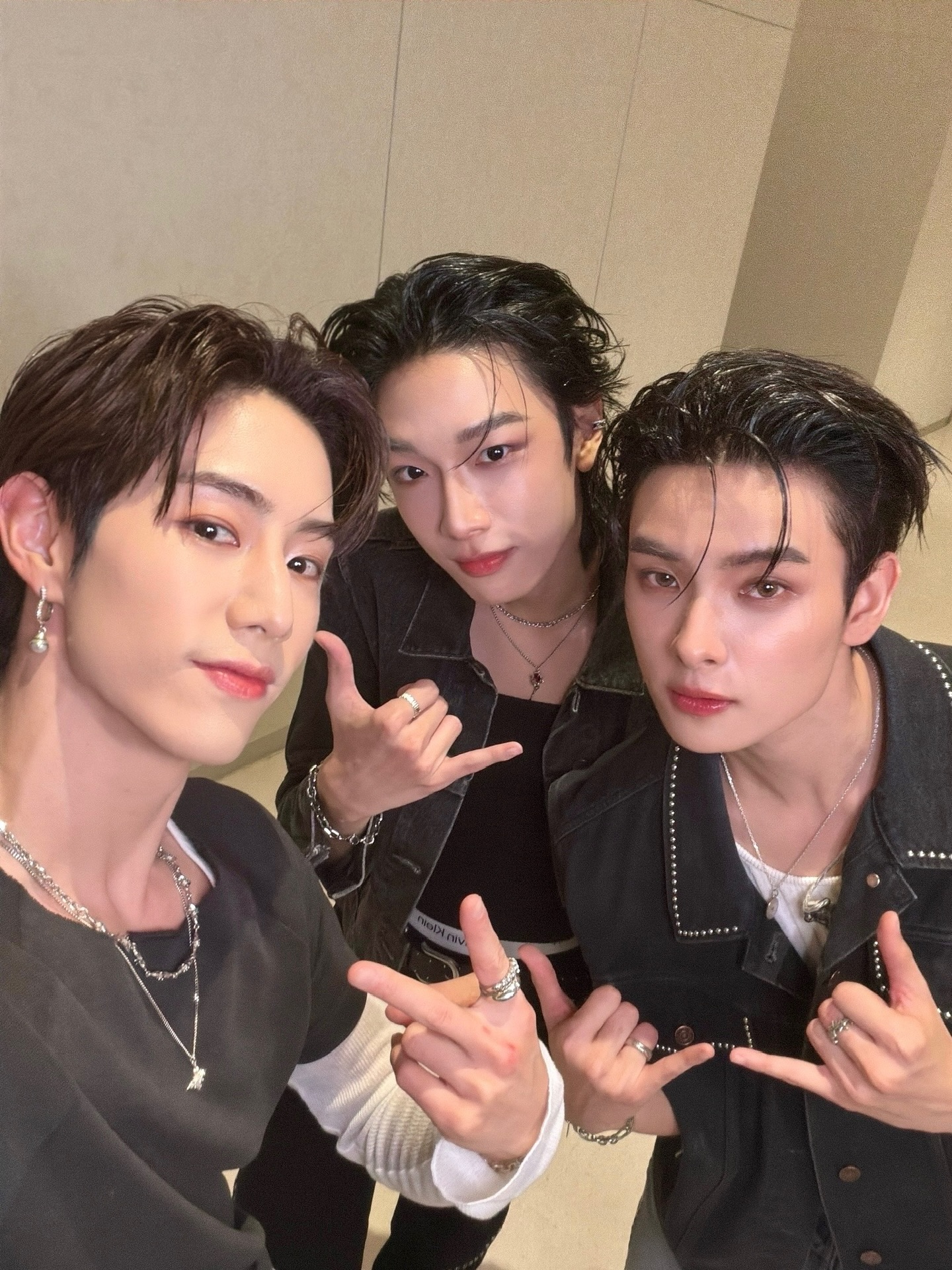 Spotify Wrapped Live Thailand 2025 💜💚
Thank you to everyone who joined us last night.
And a special thank you to @bus.becauseofyouishine for sharing the stage with Mark 🙏🏻

#SpotifyWrappedLiveTH2025 
#MarkTuan