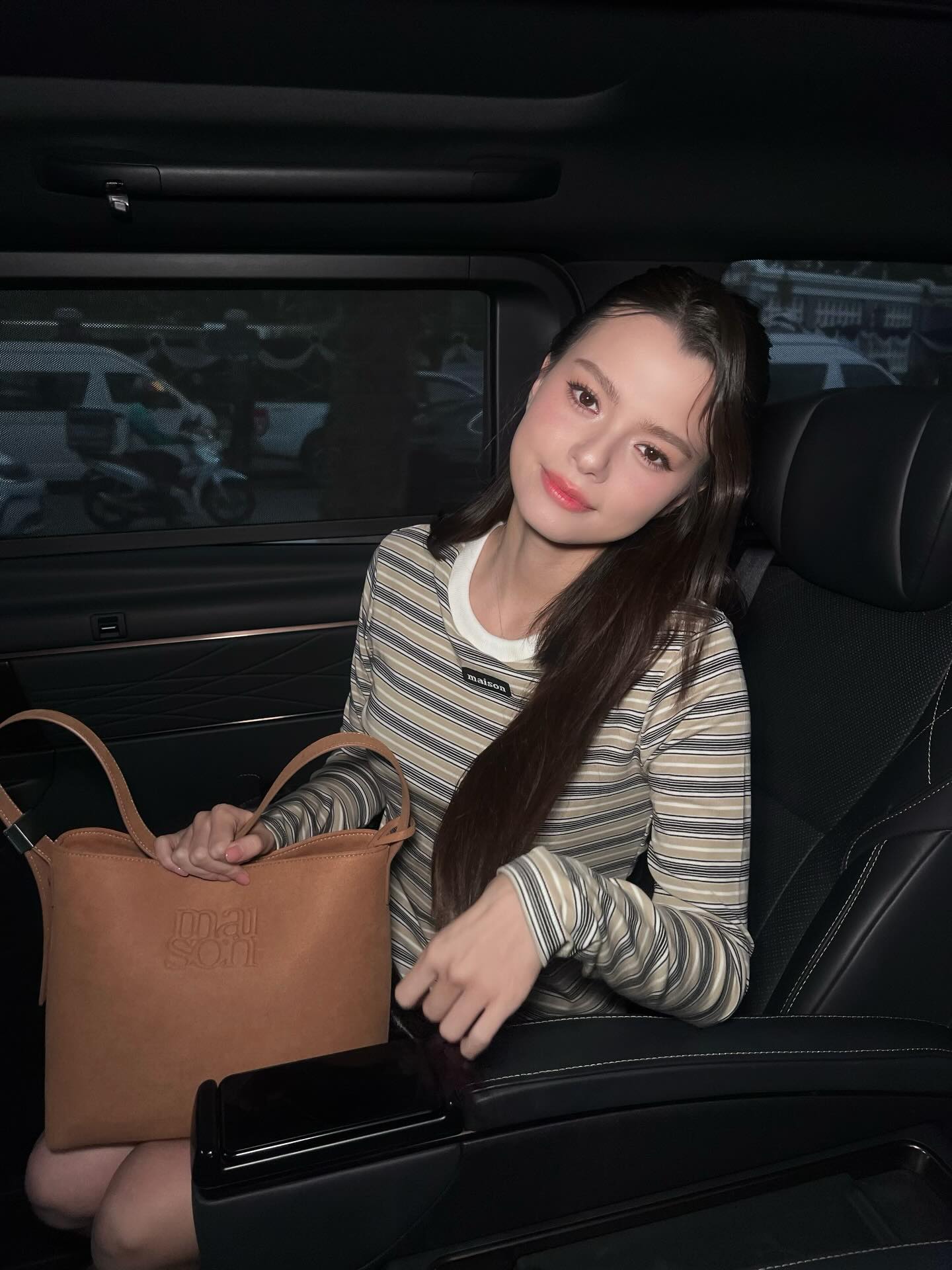 Effortlessly me🙂‍↔️ 
@maisonkeeps 
#TheMaisonBag #maisonKEEPS