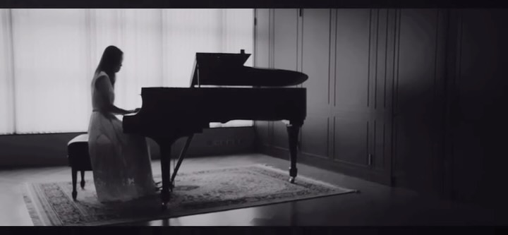 .
我喜歡的音樂人們，跨界式互相幫助。

@wongkinyeewinky 最新MV 導演 @dearjanetim 。

「 超級市場關門前 」 音樂錄像，已經上架。