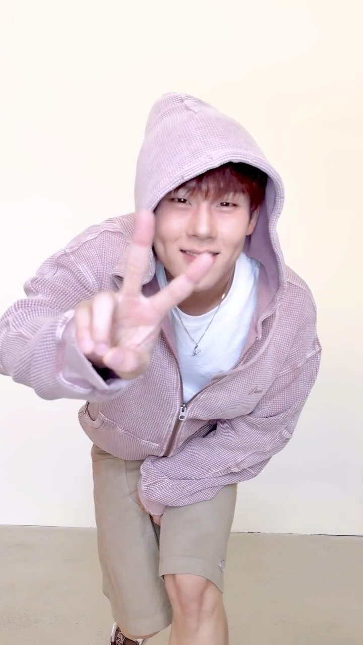 ･ ₊ . ❆˚‧* 🐯 *･ﾟ❆ . ⁎ ‧ #주헌 #Reels 

#JOOHONEY
#몬스타엑스 #MONSTAX #MONSTA_X