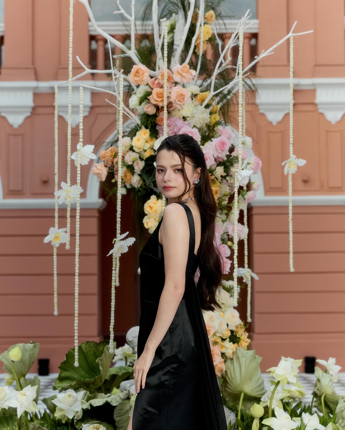 Fine jewelry, fine moments💙

#Sirivannavari #SirivannavarixBeautyGems #TreasureofDreams #HighJewelryCollection