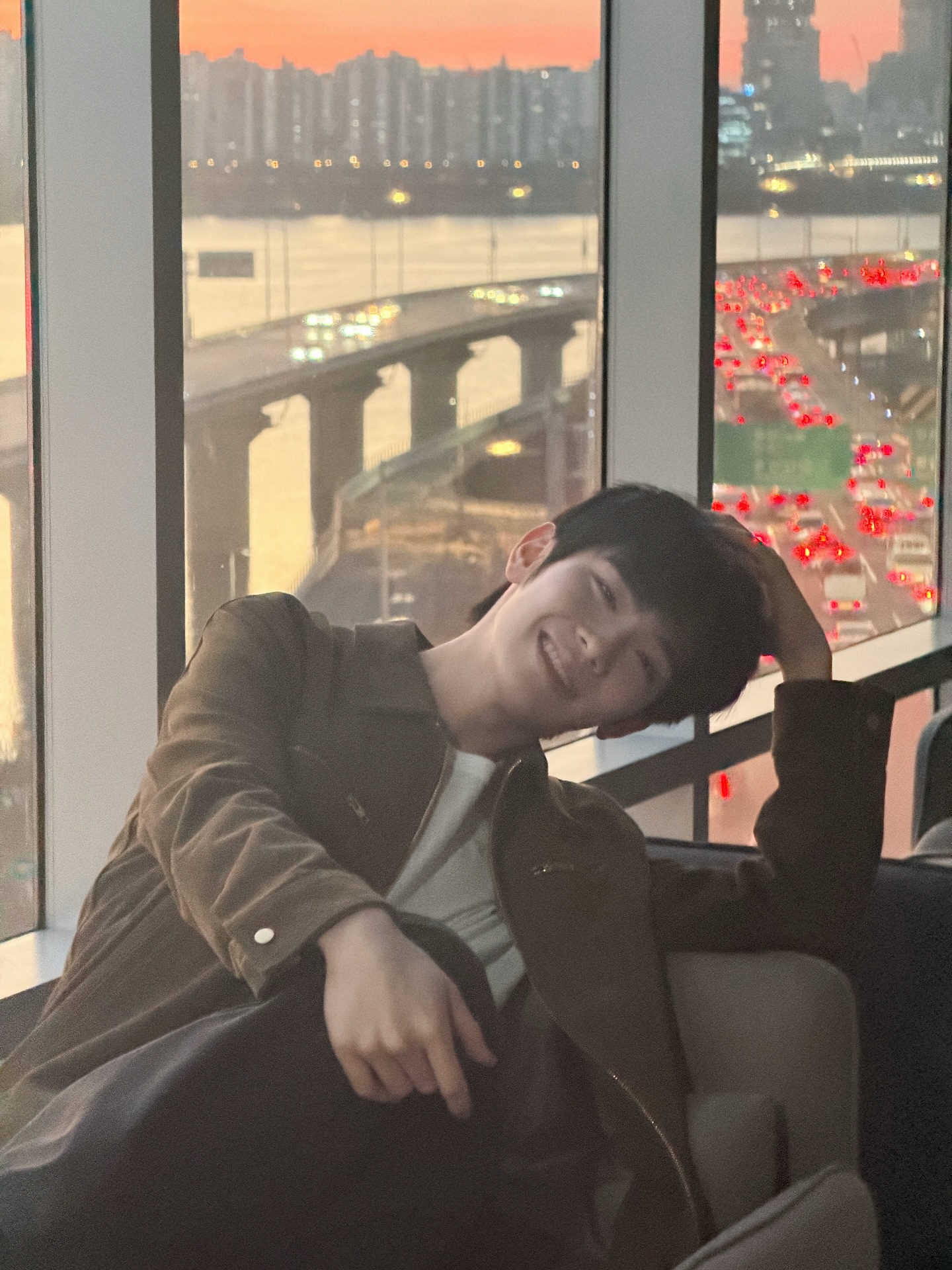 🌆👀😁

#ZEROBASEONE #ZB1 #제로베이스원 
#KIMTAERAE #김태래