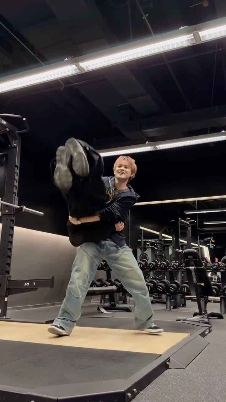 easy.

#JENO #CHENLE
#NCTDREAM #THEDREAMSHOW4 #TAIPEI 
#NCTDREAM_THEDREAMSHOW4_DREAMTHEFUTURE #TDS4INTPE