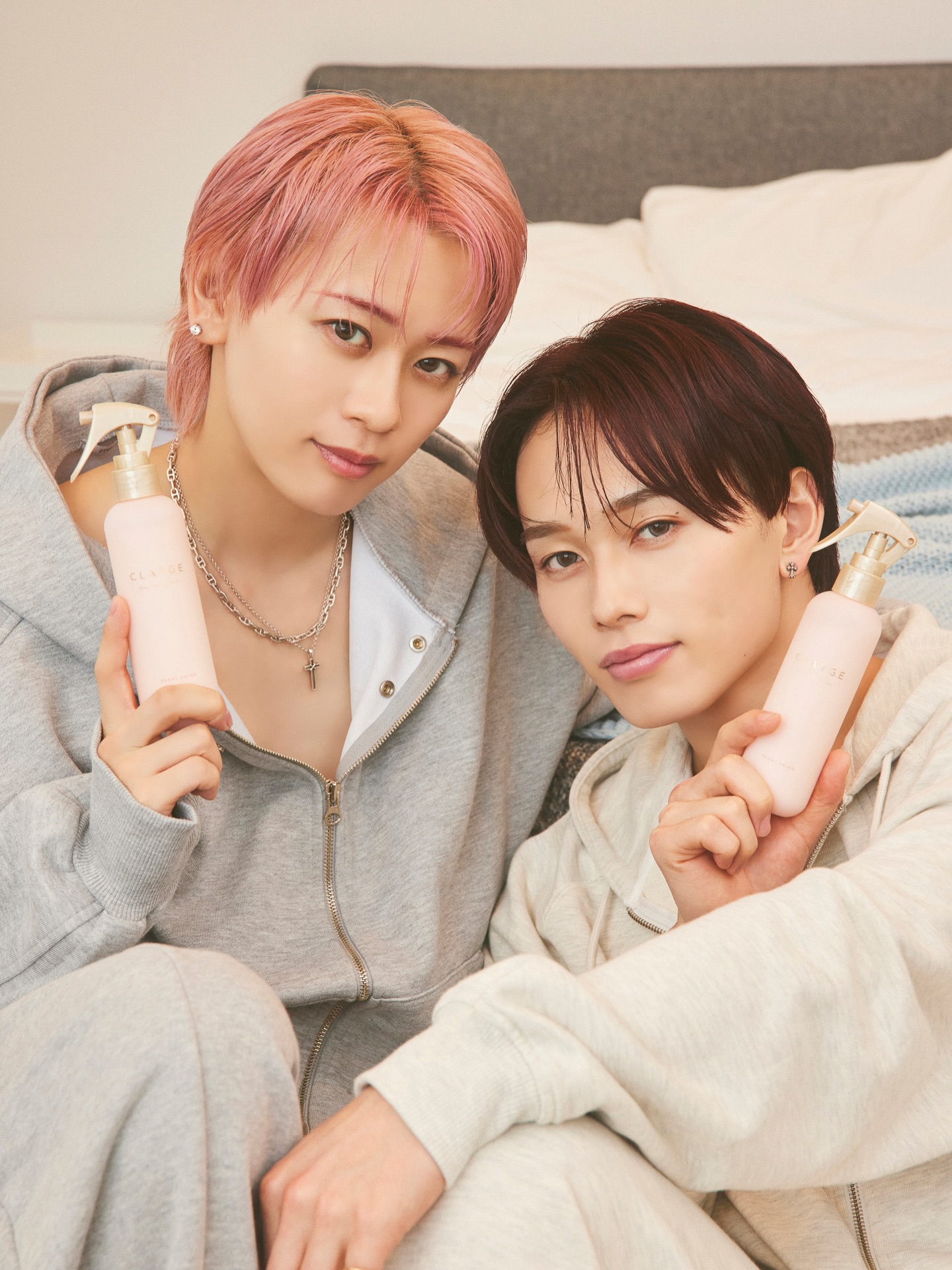 この冬ぴったりのヘアケアミスト
ミネラルケアミストが @clayge__official から発売中👏✨

とてもいい匂いなのでお風呂上がりに使うと心地よく寝れそうです😪💤

ぜひみんなも使ってみてね！！

@emomiu.jp 

#Emomiu
#クレージュ