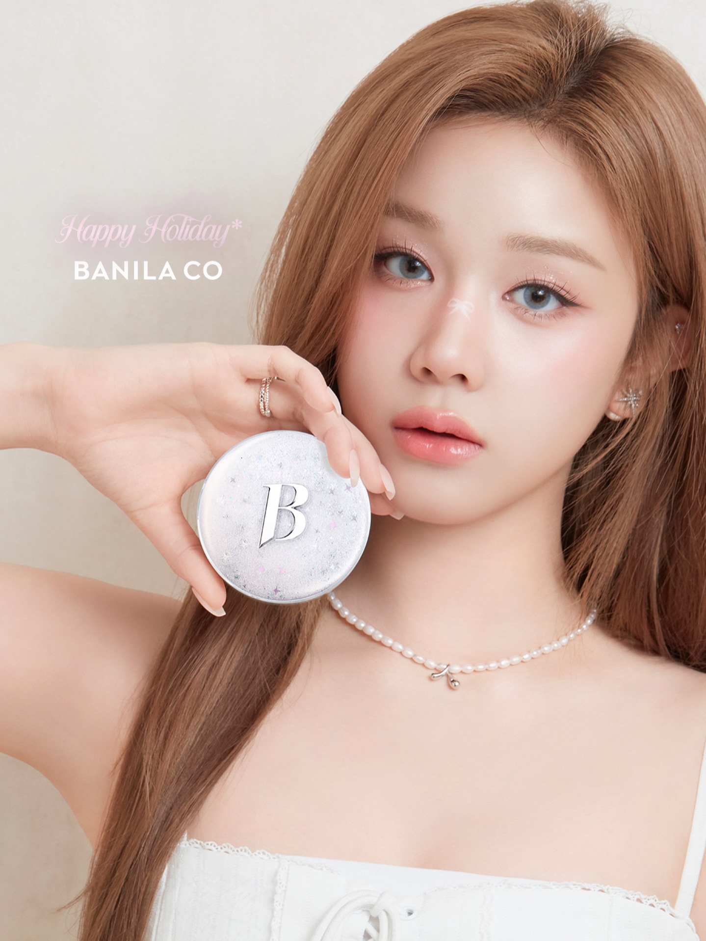 2025 Happy Holiday*

파리타처럼 반짝이는✨ 연말 메이크업 어때? 

바닐라코 베스트템부터
공식몰에서만 만나는 홀리데이 에디션까지 꽉 채운
2025 바닐라 홀리데이🎄⛄️

12/8–12/14, 딱 일주일!
~ 90% OFF, 지금 바로 만나보세요. 🤍

-

✨ 2025 Happy Holiday*

How about a year-end glow that shines just like PHARITA? ✨

From BANILA CO’s best-sellers to
holiday editions you can only find on our official website —
the 2025 Banila Holiday is packed with all the festive favorites 🎄⛄️

12/8–12/14, for one week only!
Up to 90% OFF — don’t miss your moment. 🤍

#베이비몬스터 #파리타 #BABYMONSTER #PHARITA 
#바닐라코 #스노우라이트 #스노우라이트에디션 #겨울에디션 #홀리데이에디션 #홀리데이메이크업 
#BANILACO #Snowlight #SnowlightEdition #WhiteCushion
#WinterEdition #Holiday #HolidayEdition #Hoildaymakeup