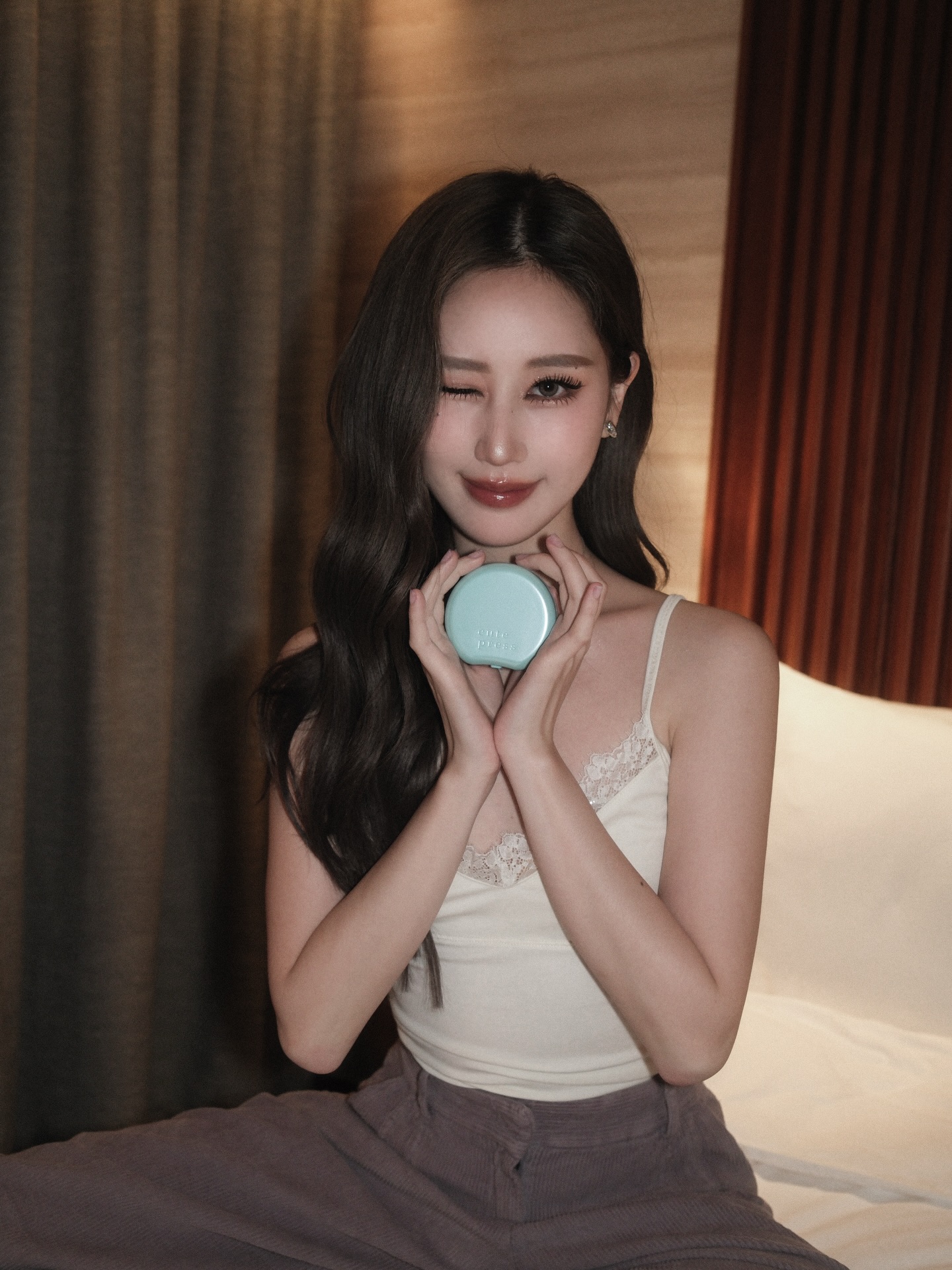 คนทางนู้นเตรียมตัวรึยังน้า
@supassra_sp 
พรุ่งนี้เรามีนัดกันนะ ห้ามลืม!

พบกับ Exclusive Live Hybrid Series
วันทึ่ 12 Dec 2025
เวลา 18.30-20.00
ที่ Tiktok Cute Press Official
อย่าลืมมาดูพวกเราเยอะๆ น้า

@cute_press
#HybridBestversionofskin
#HybridCutepress