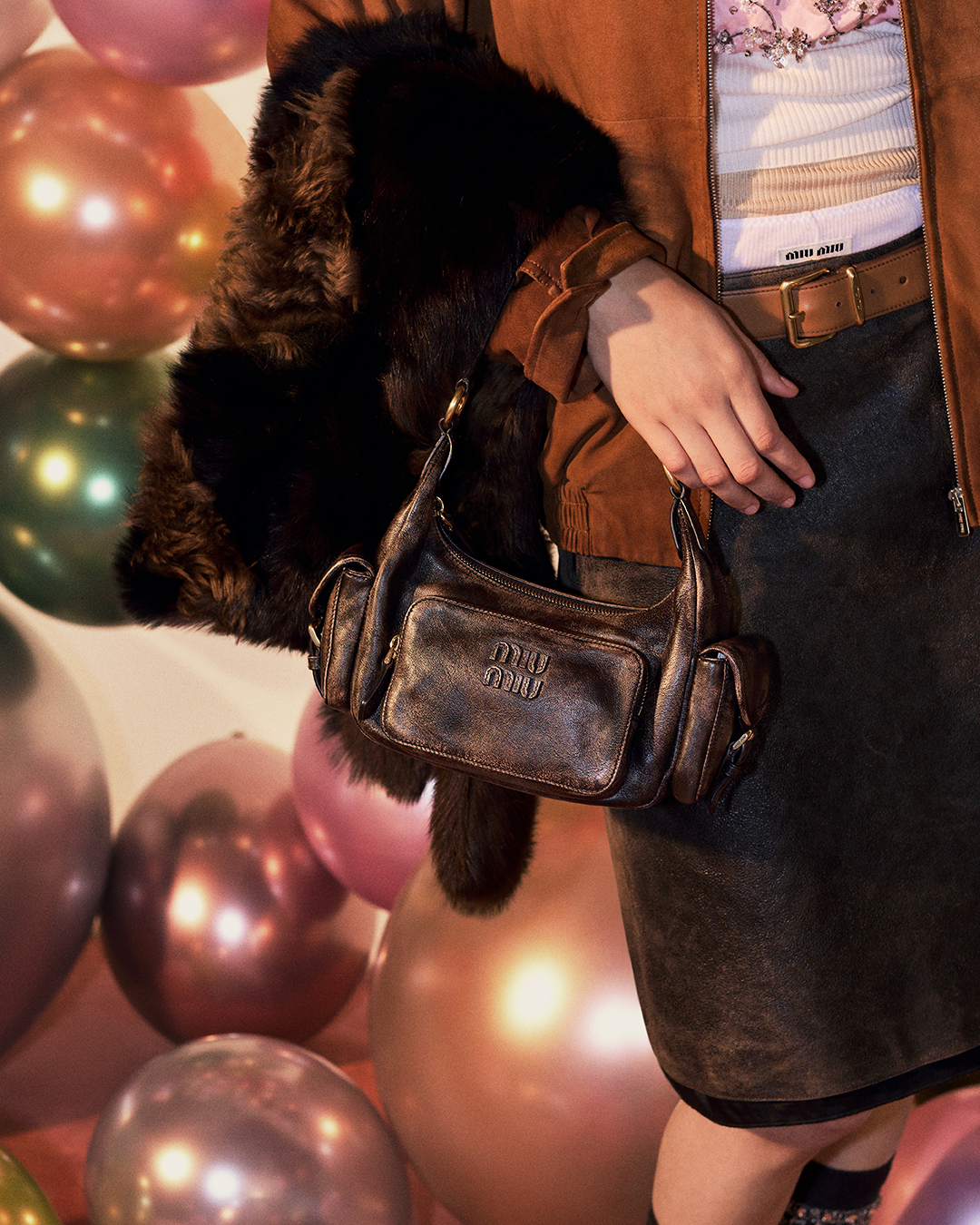 Iconic bags for the festive season. 
Discover all bags from Miu Miu Holiday collection, including the Pocket bag via link in bio.

Photographed by @dexterlander
Styled by @LottaVolkova

#MiuMiuHoliday
#MiuMiu