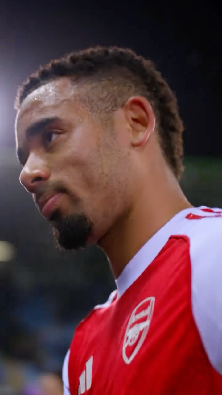 Like he's never been away ⚡️