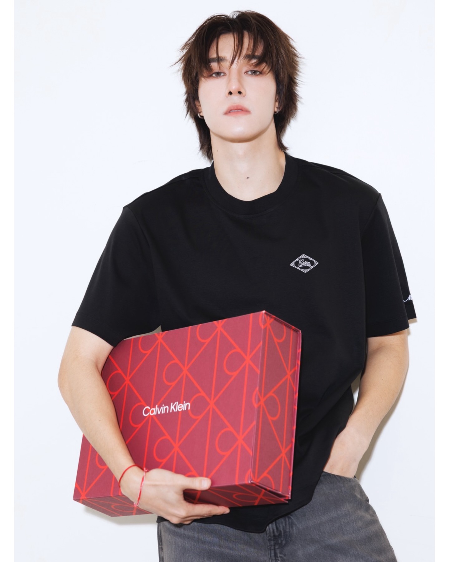 Festive season 🎁 Calvin Klein Holiday Personalization Today until 31 Dec'25 at centralwOrld & Central Park