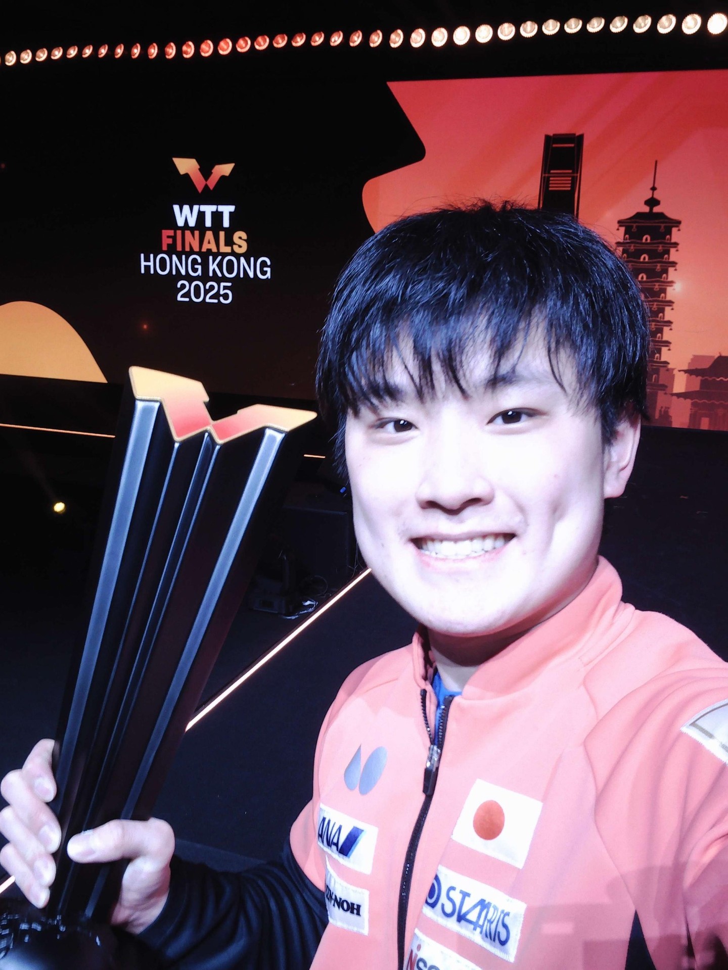 Capturing the moment 😊🤳

#WTTHongKong #TableTennis