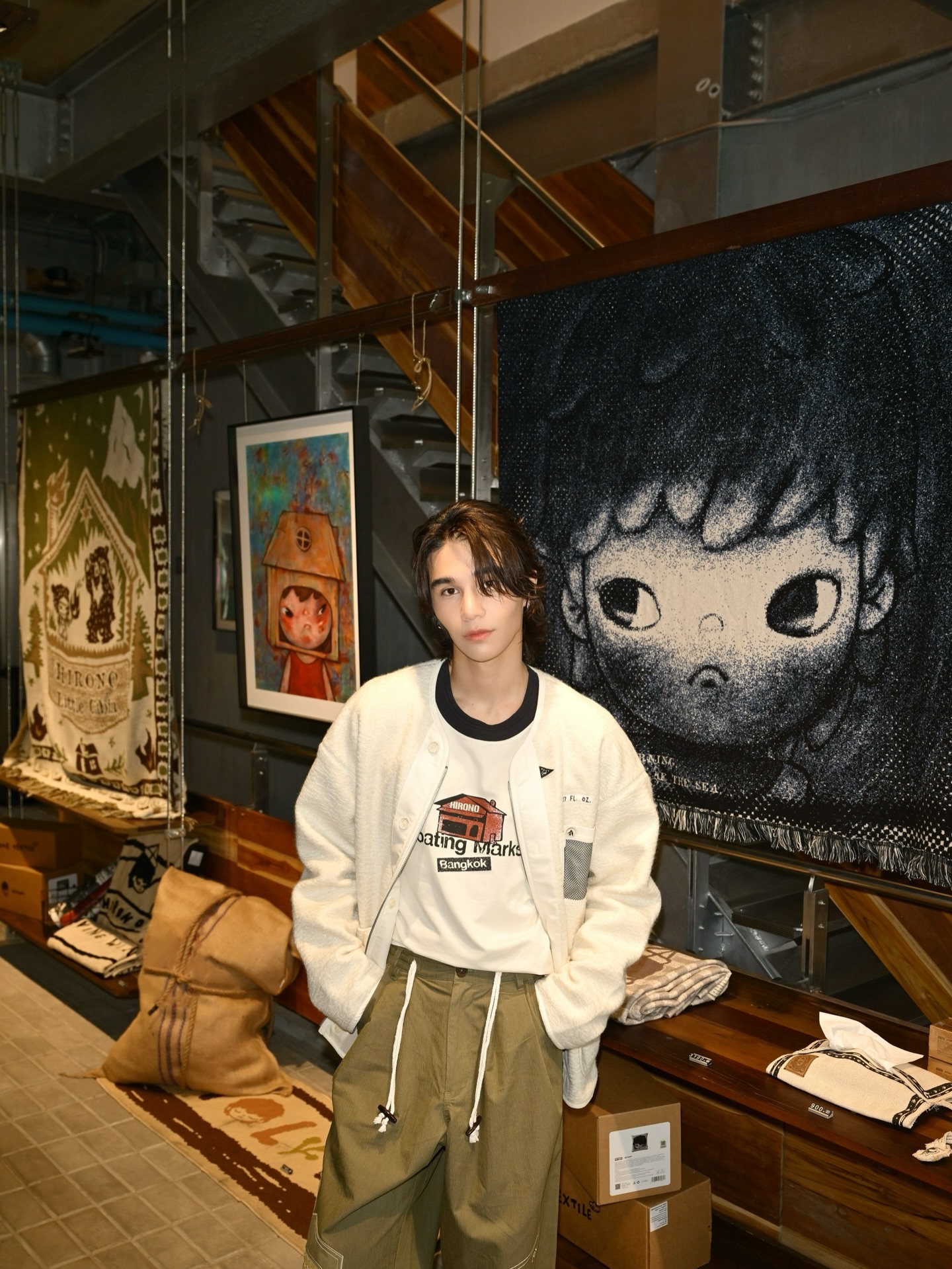 Floating memories at Hirono Floating Market at Siamquare soi 7 calm moments, good drinks and relax time 
#Hirono #HironoThailand
#HironoFloatingMarket
#POPMART #PopMartThailand