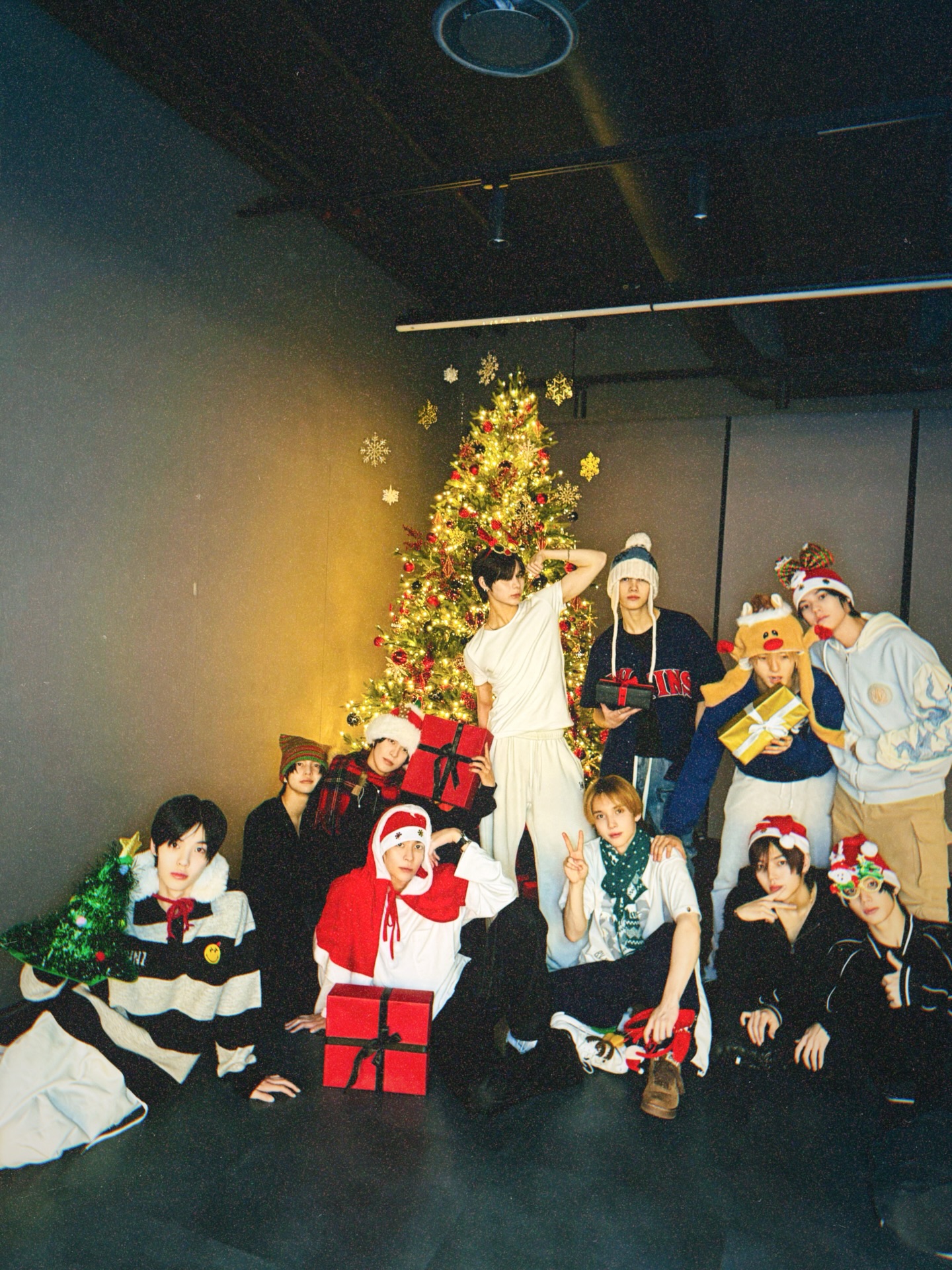 ⛄️🎄🦌🎁🔔✨

#SMTR25